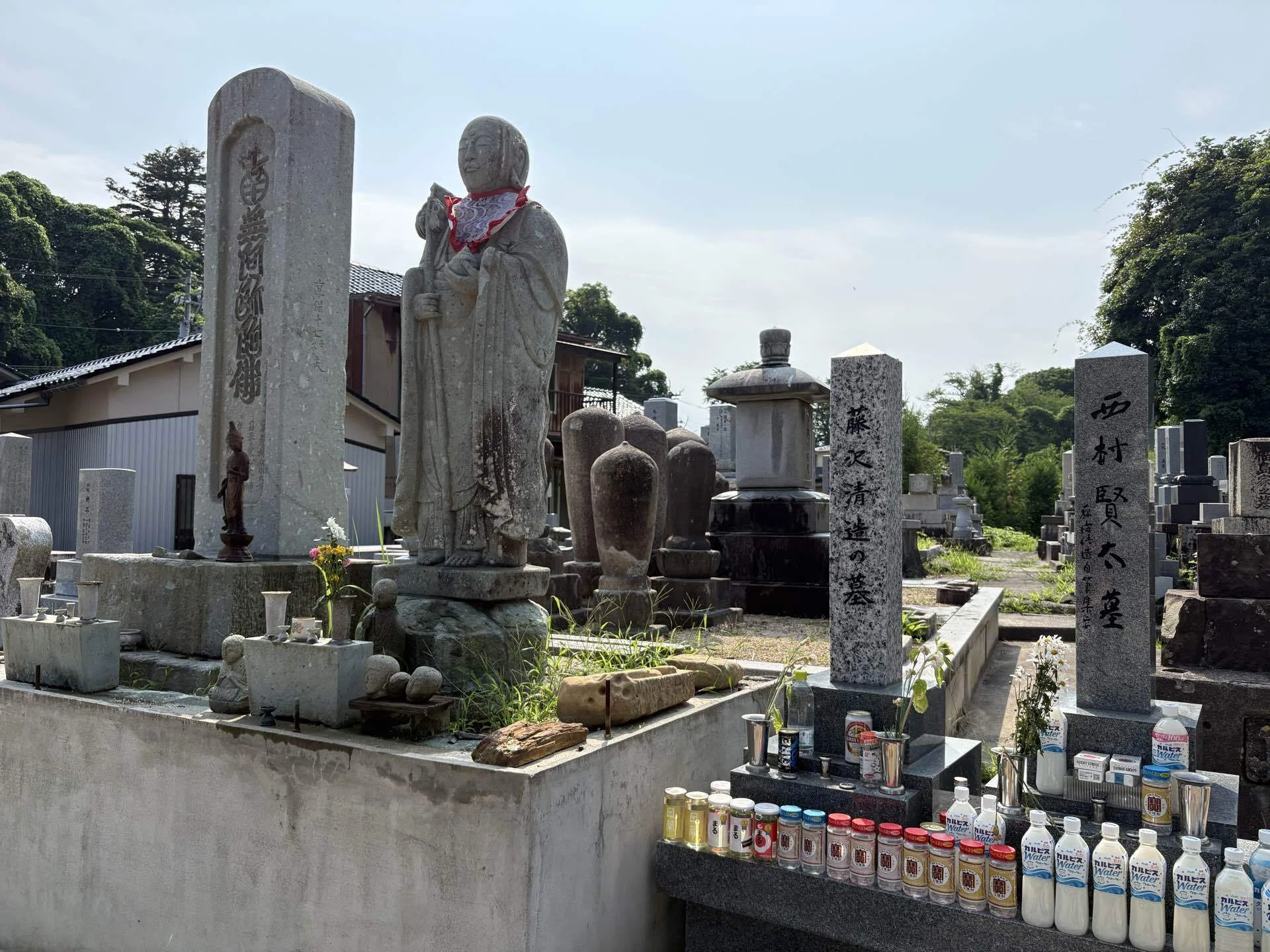 西村賢太　藤澤清造　藤沢清造　群像　2019　7　師匠と殉後弟子が背表紙表紙 作家・西村賢太の眠る地へ【石川県七尾市 西光寺】｜安部忍