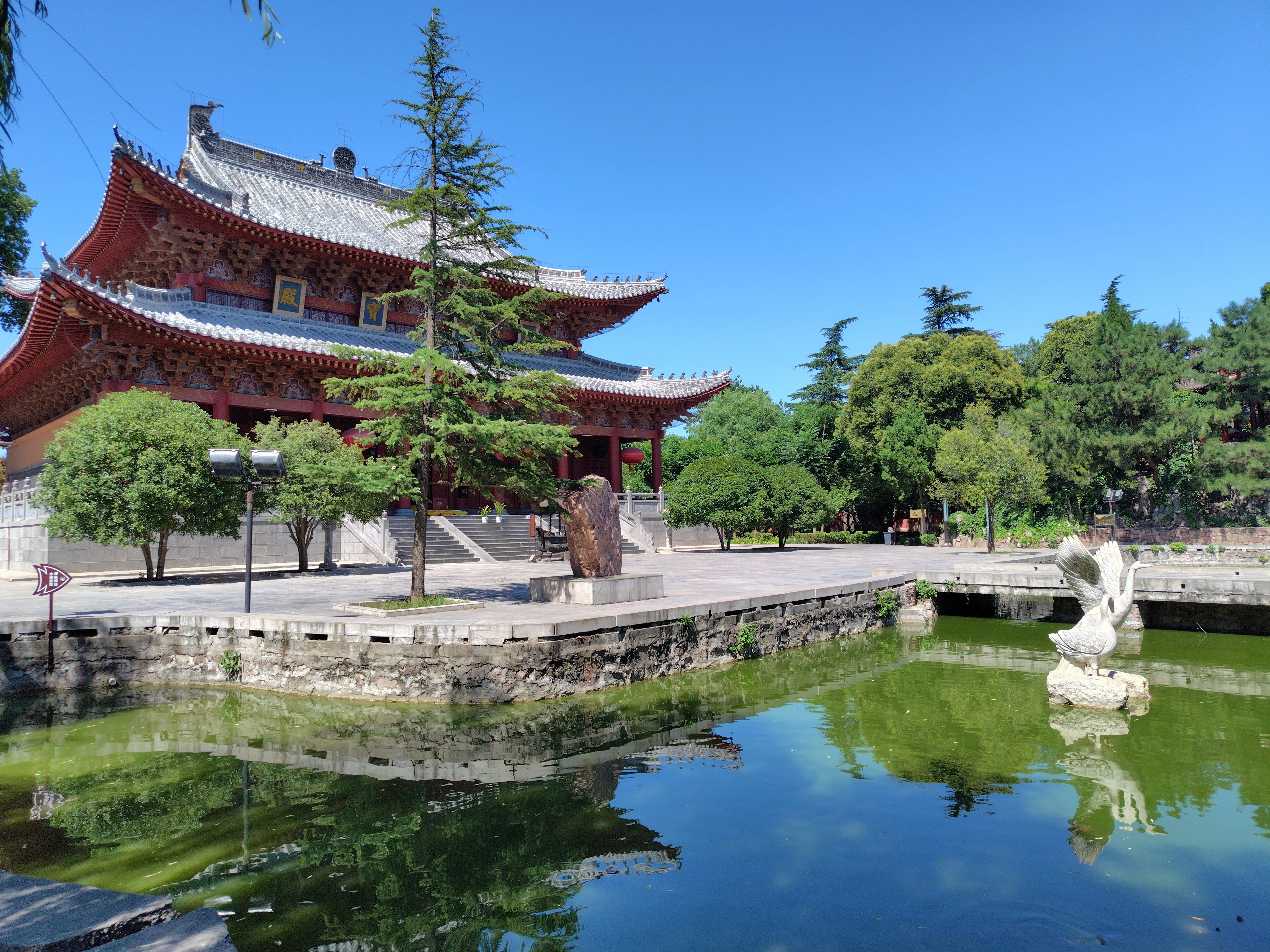 中国　釈源祖庭　白馬寺　駿馬図 中国🇨🇳白馬寺｜kuroinutraveler