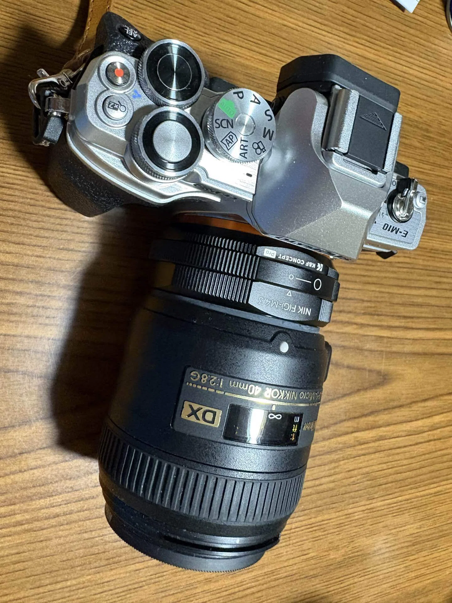OLYMPUS OM-D E-M10オールドレンズセット OLYMPUS OM-D E-M10 MarkⅣでNikonのオールドレンズを楽しむ
