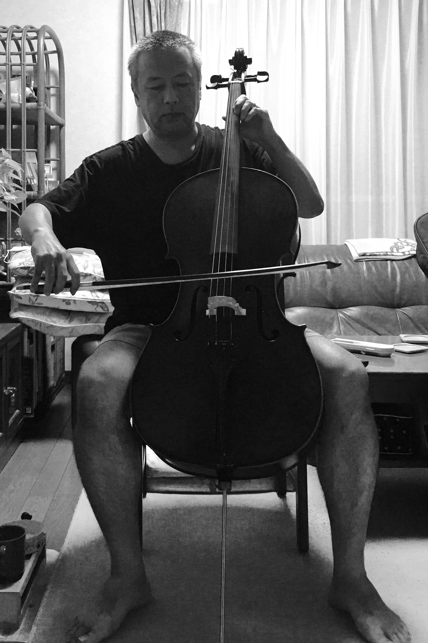 No Name Cello と OTTO INFELDのテールピース｜まんぼう