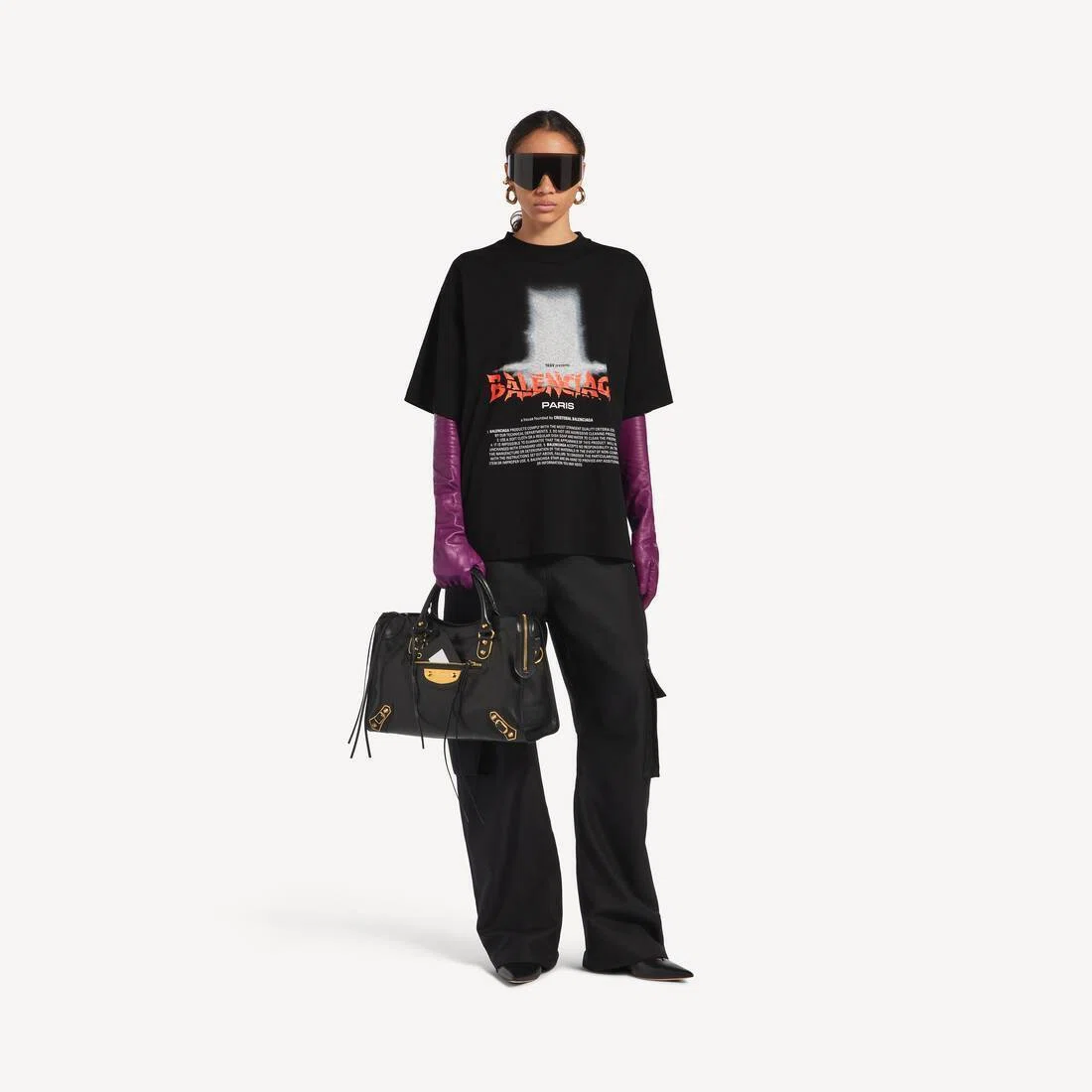 バレンシアガ The Door Tシャツ｜黒のオーバーサイズを紹介
