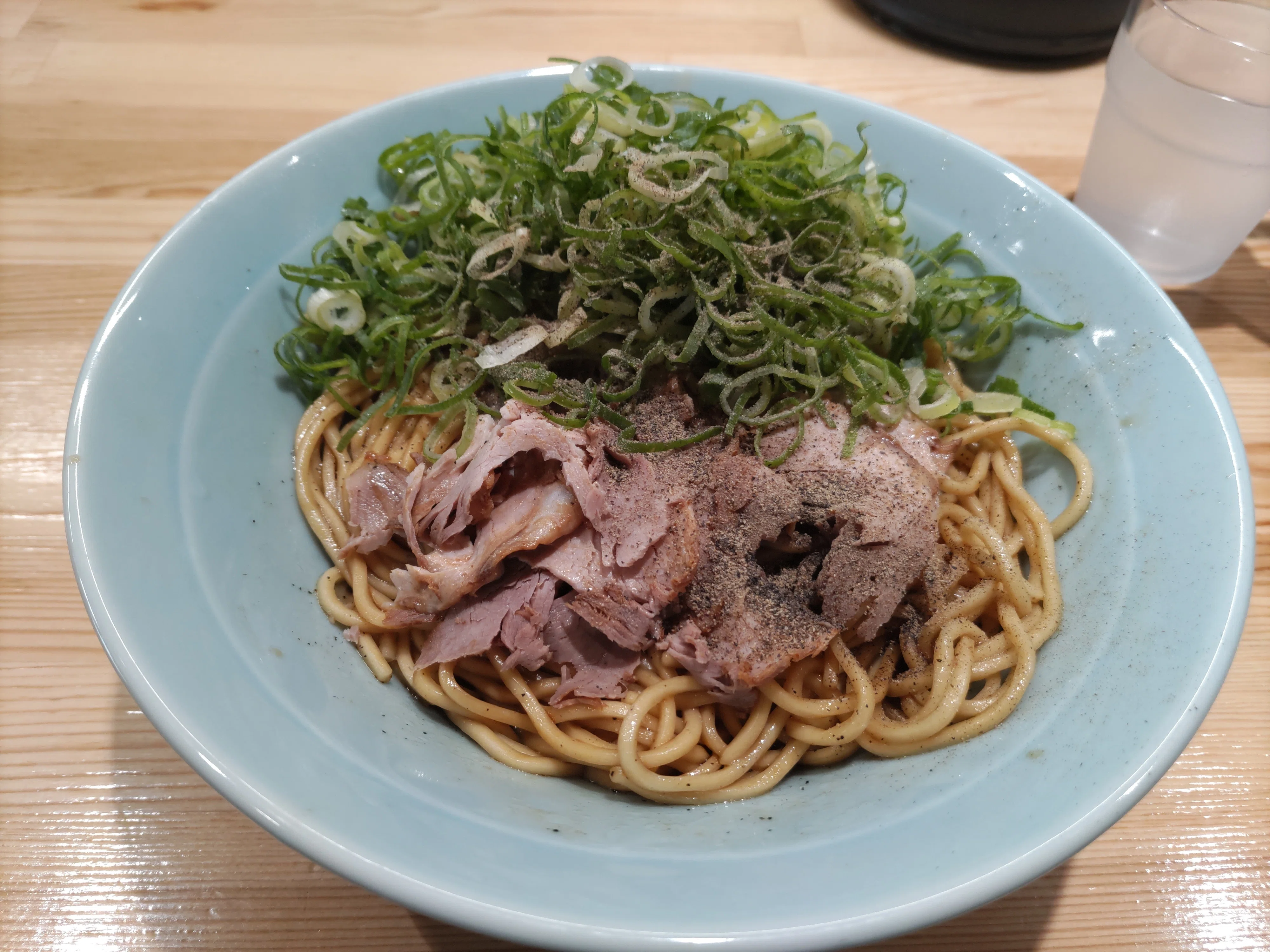 富山県滑川市 豚そば専門店「残響」の