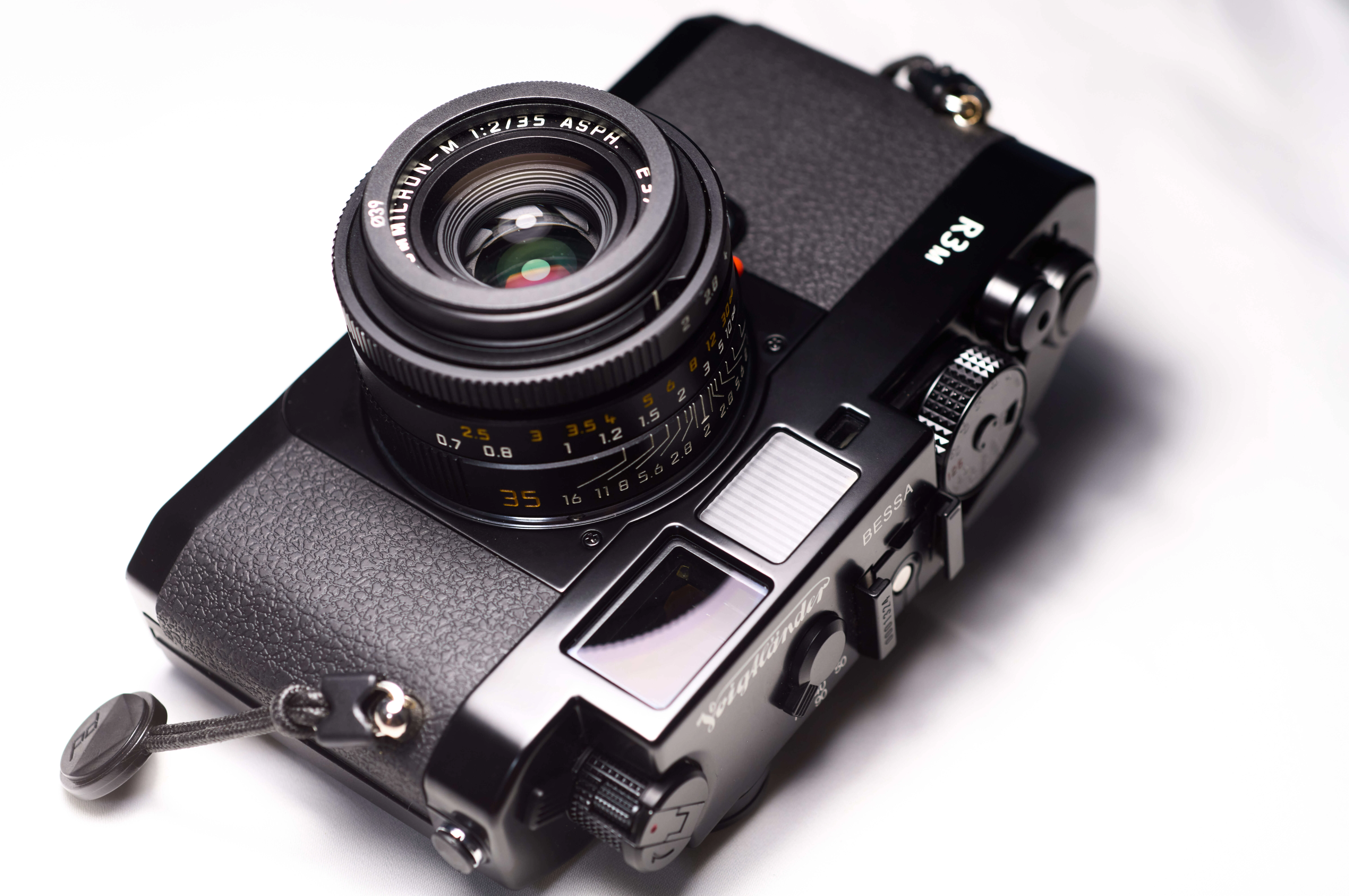 部員機材紹介#15 (voigtlander Bessa R3M)｜電気通信大学 写真研究部