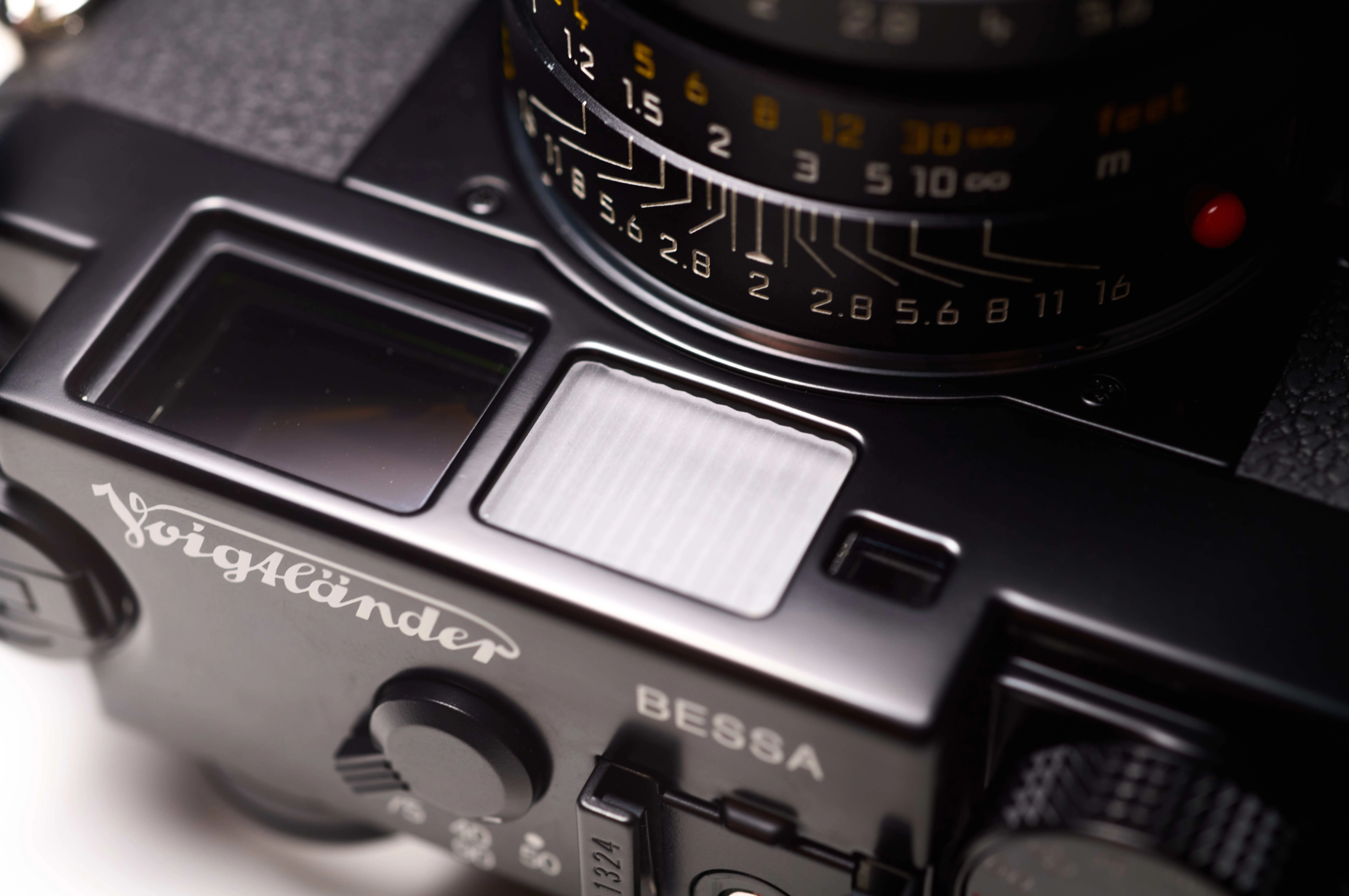 部員機材紹介#15 (voigtlander Bessa R3M)｜電気通信大学 写真研究部