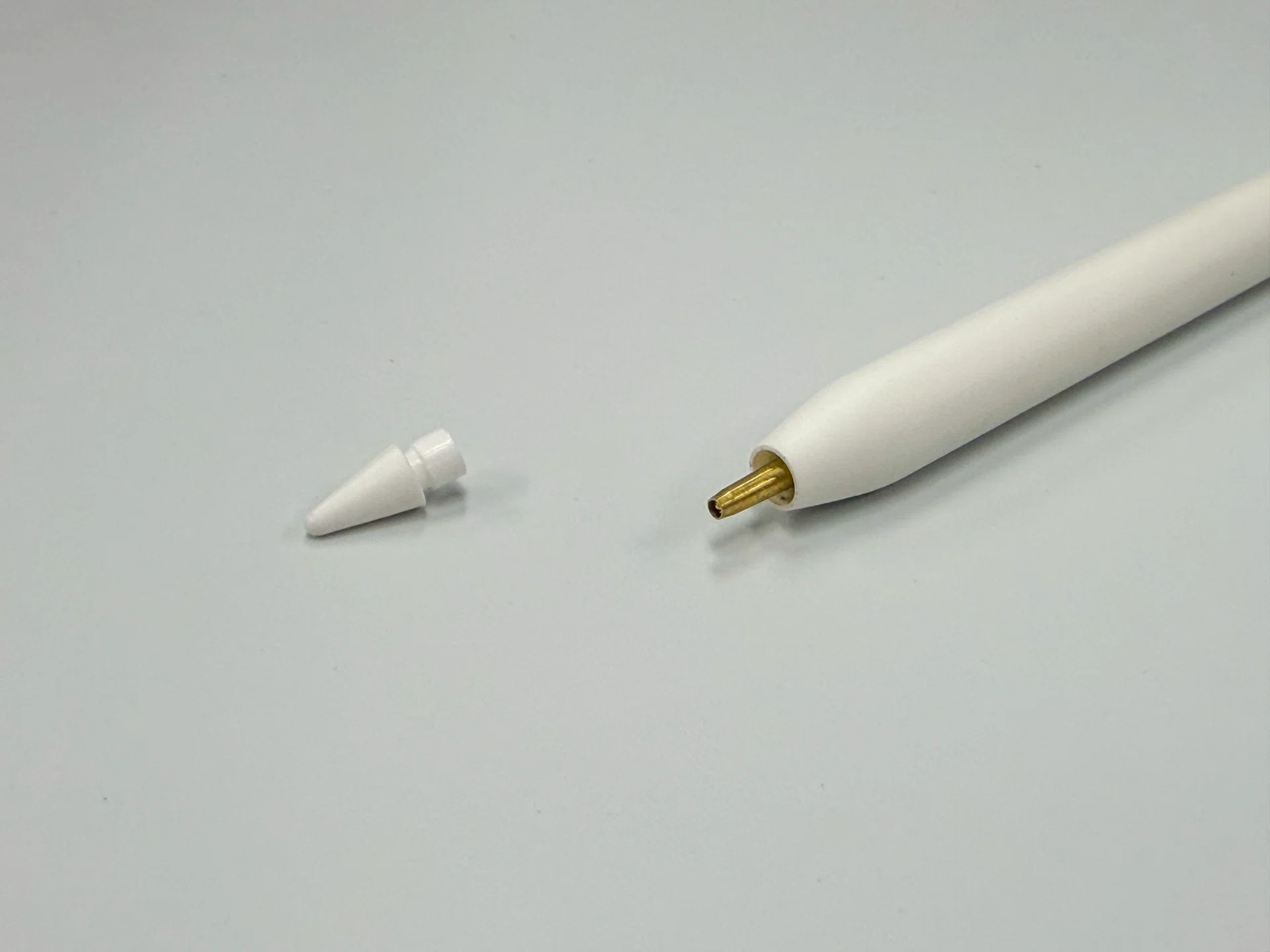 iPad】Apple Pencil Proは不要？ペンは「消耗品」と割り切って格安品を