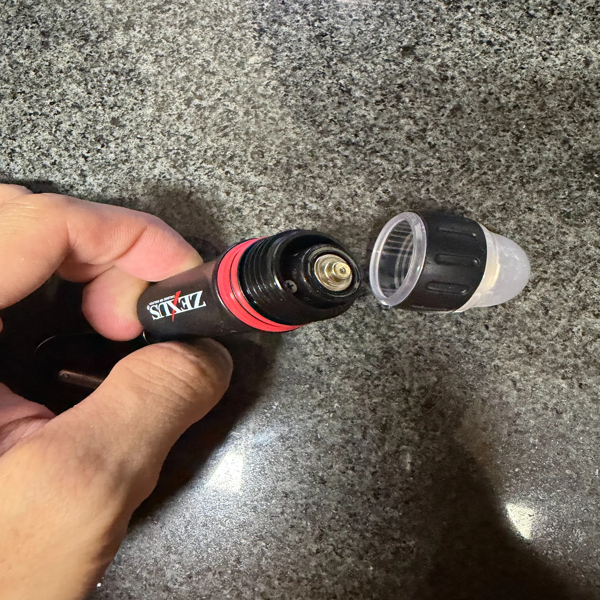 Fuji Toki ZEXUS ZX-135 FLASHER Review | A Flasher Light That