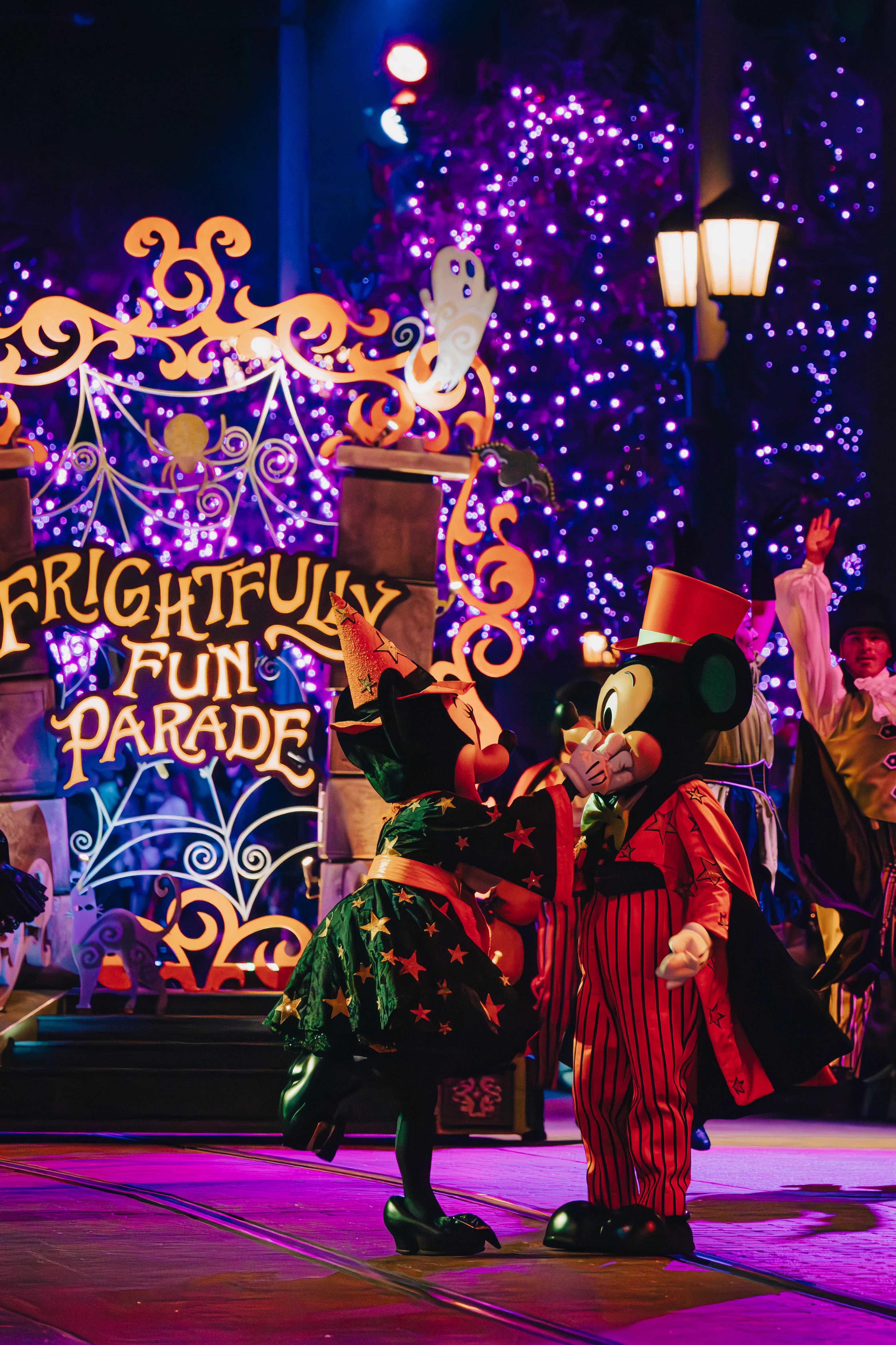 カリフォルニアディズニー】本場のハロウィン！「ウギー・ブギー
