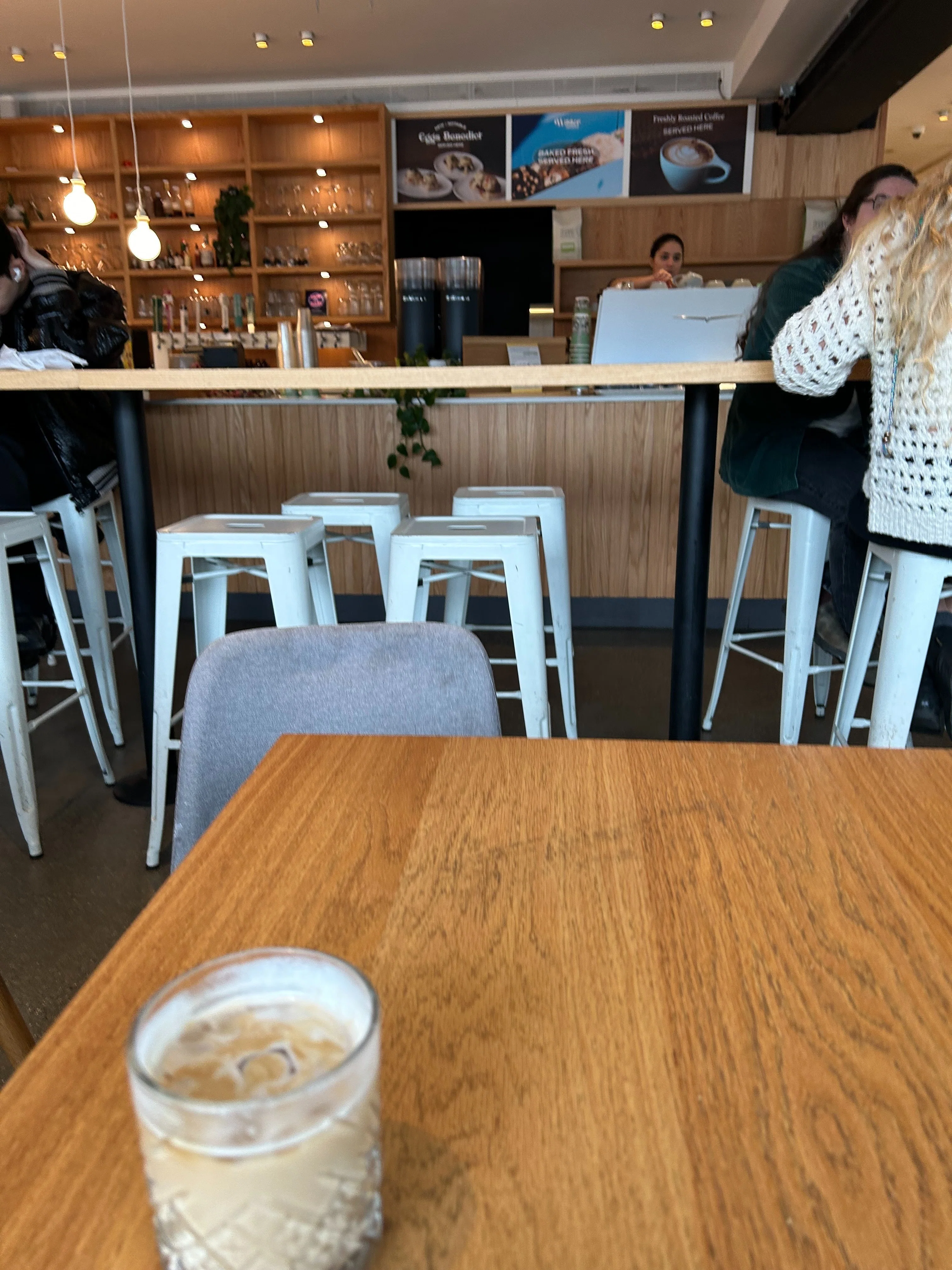 似たカフェ バンクーバーでカフェに行くしかなかった私のおすすめカフェ7選