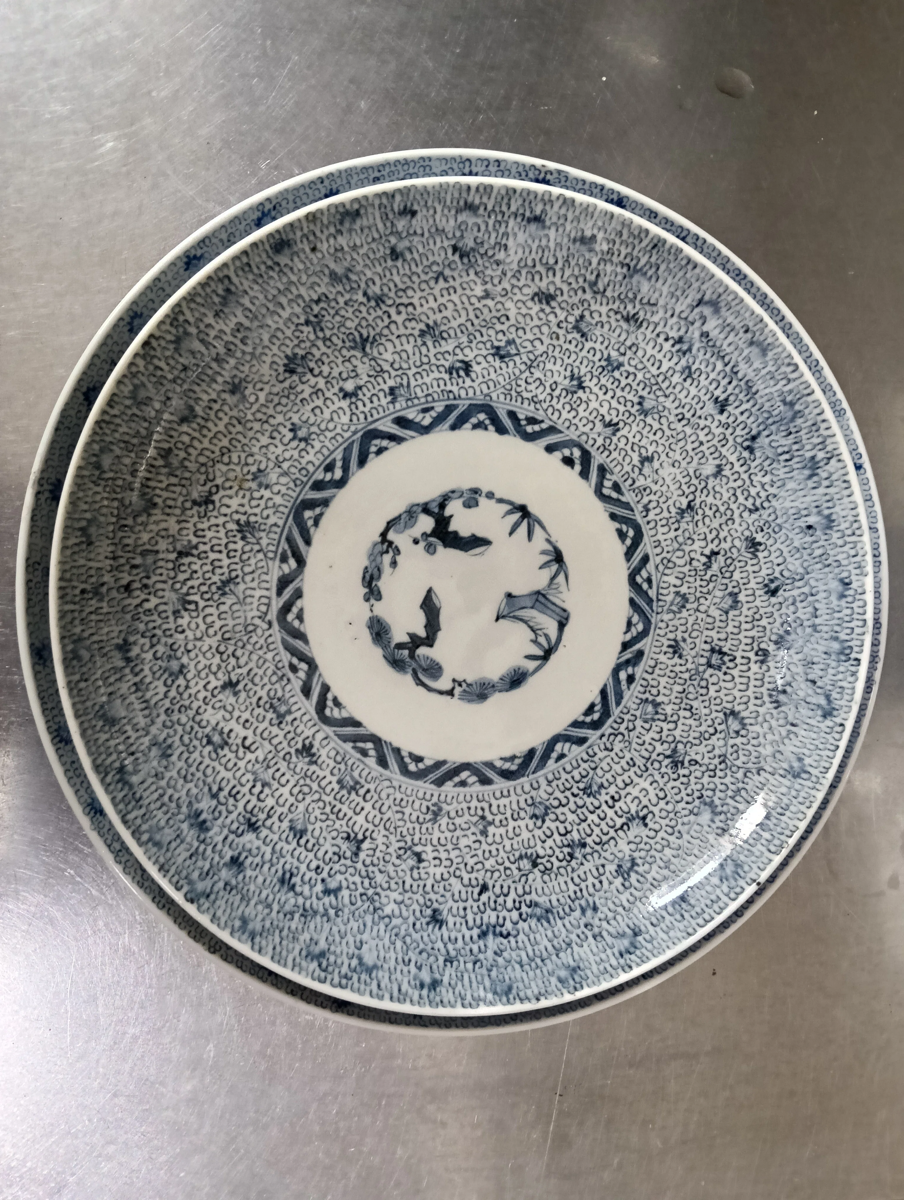 古伊万里｜微塵唐草の丸皿｜ゆんたく