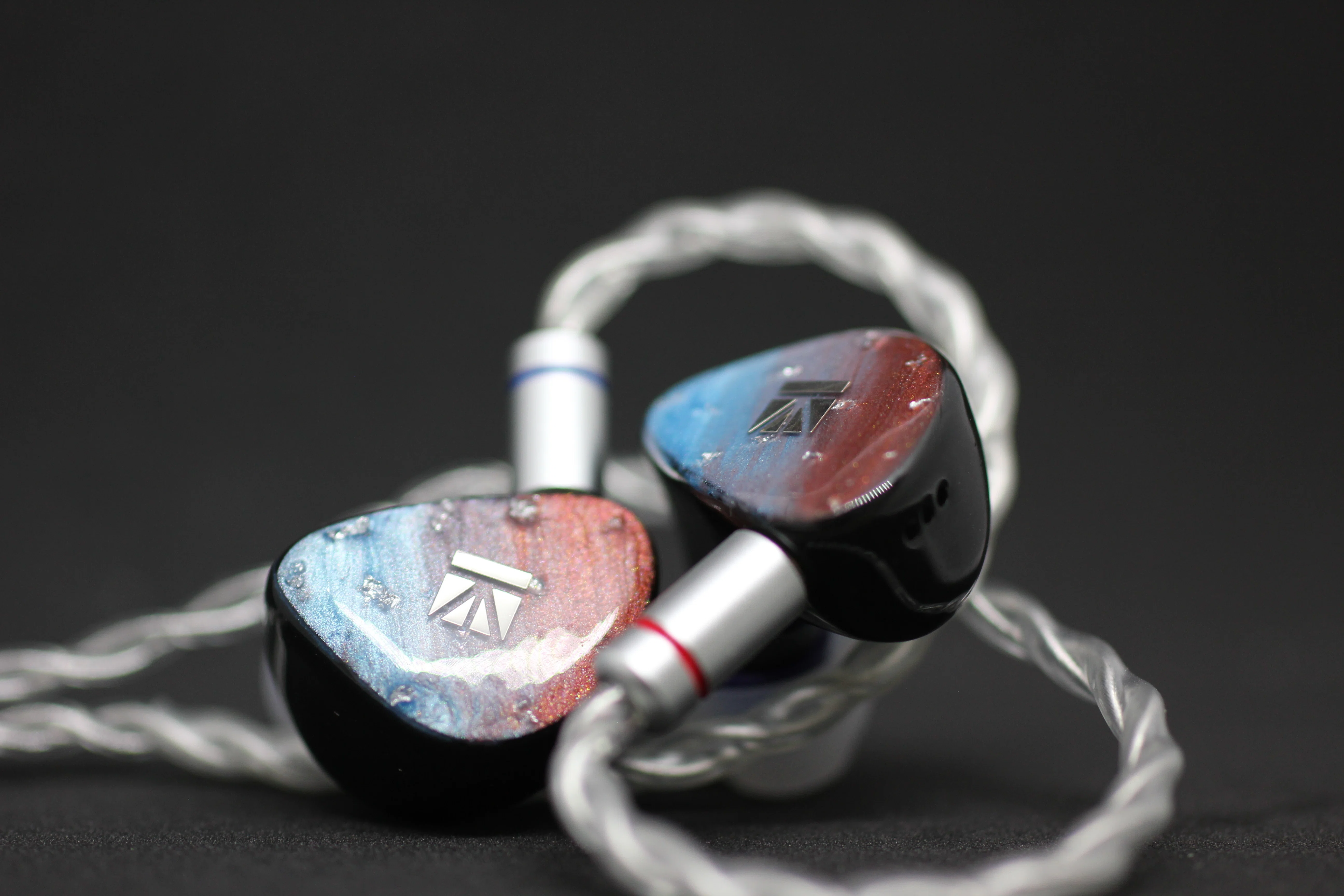 KBEAR Kalideer Apex-P6 有線イヤホン KBEAR Kalideer Apex-P6｜ことみ