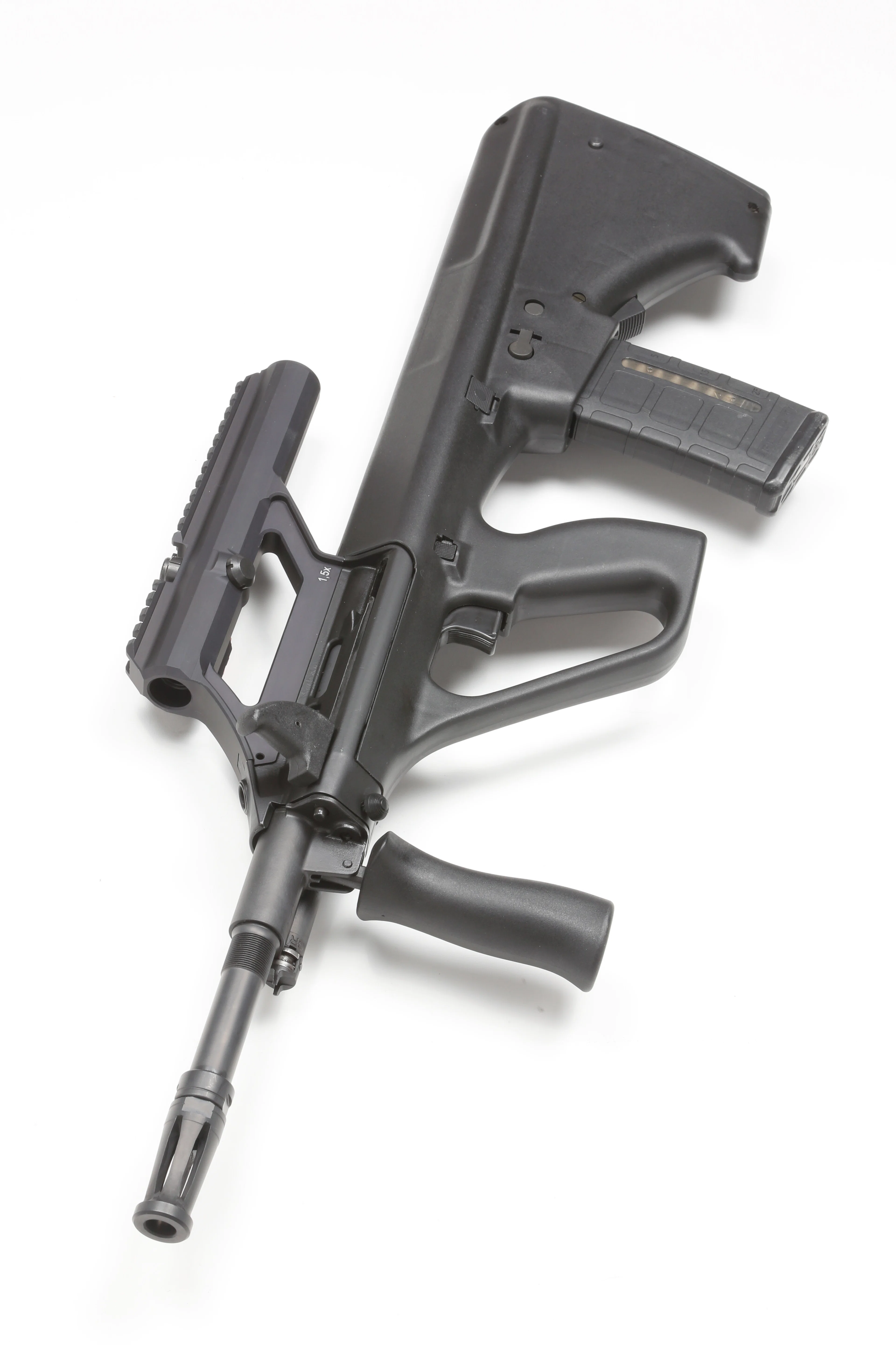 ステアーAUG A3 M1 NATO カービンからSAWまで賄うモジューラーウェポン