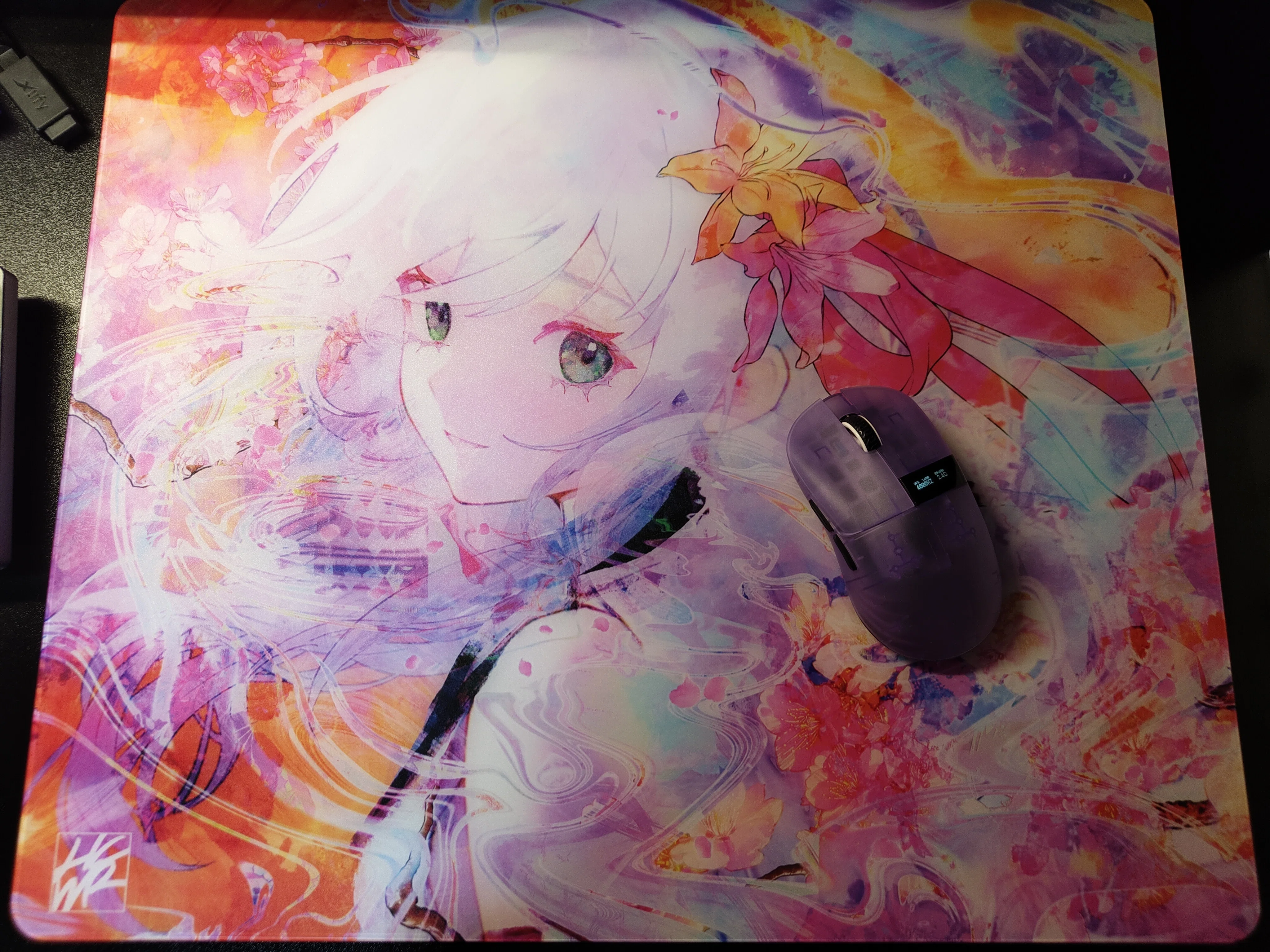 HachiwareGaming Hanabi デスクを彩る可愛らしく美しいガラスマウス
