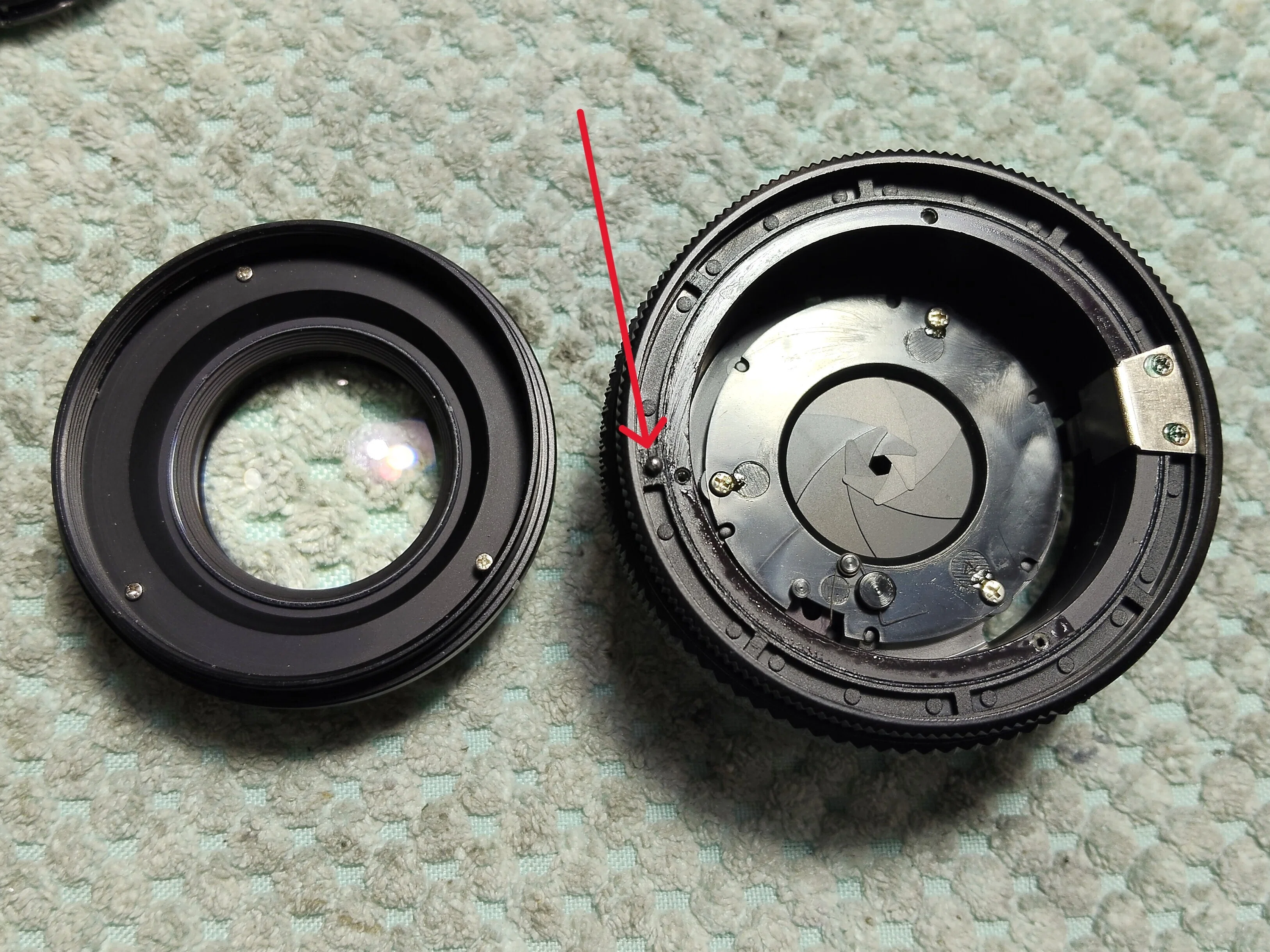 Olympus OM-System Zuiko MC 50mm F/1.8の分解｜フィルムカメラ修理の