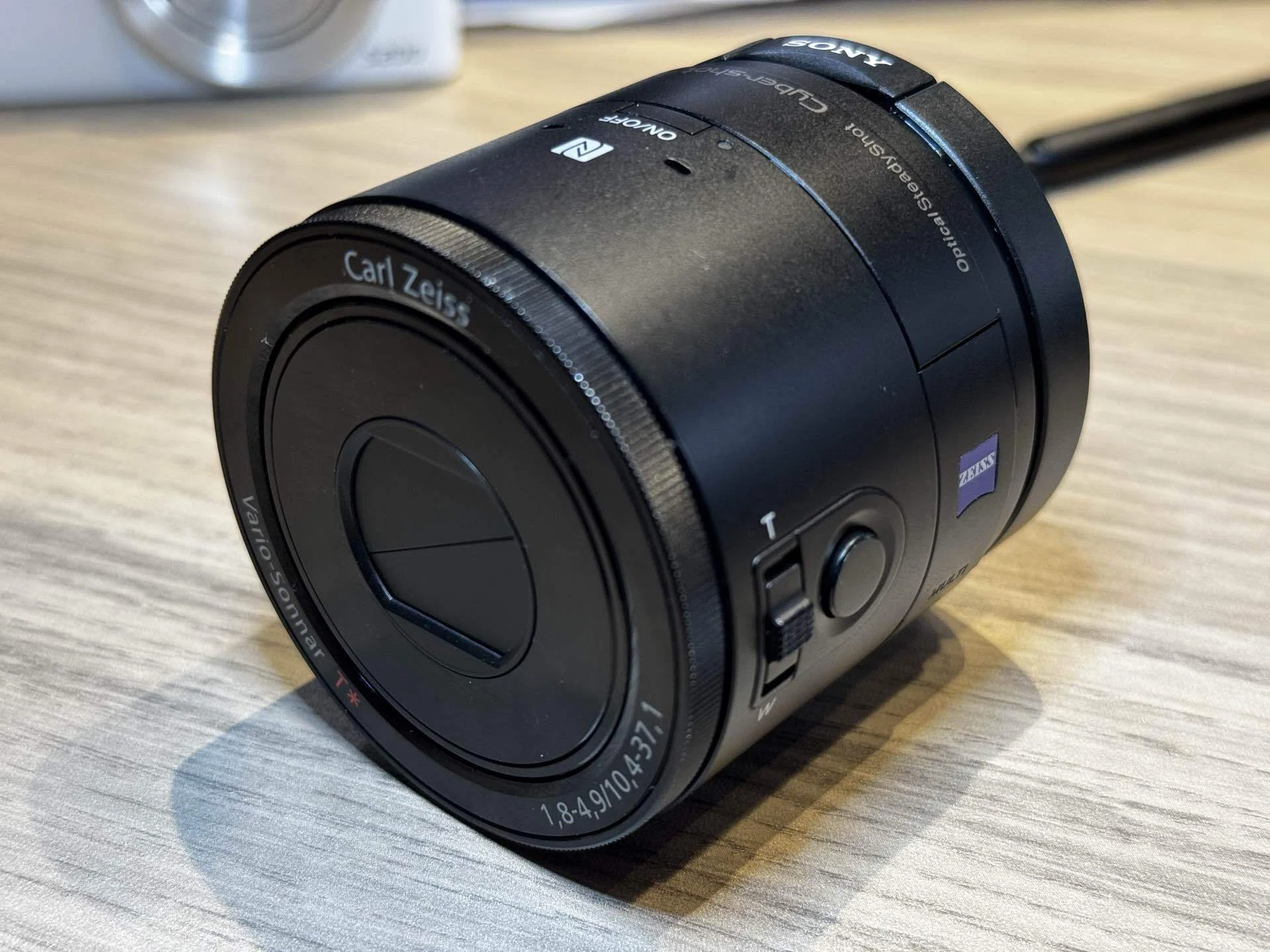 DSC-QX100 SONY Cyber-shot デジタルカメラ QX100 レンズスタイル