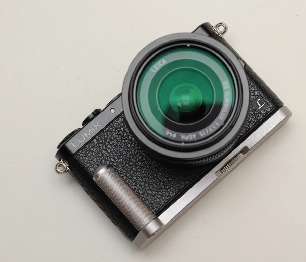 LUMIX GM1｜12年経っても手放せない超小型ミラーレス｜オジサンの流儀