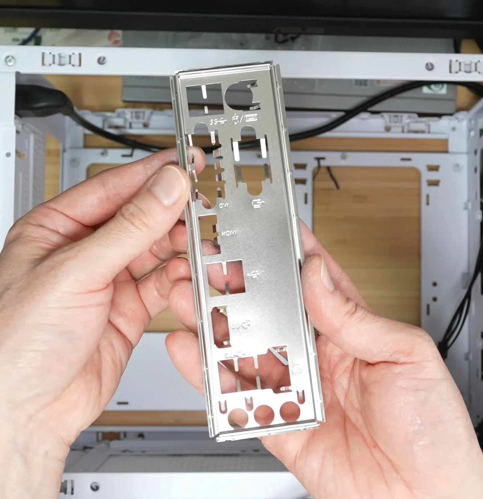 親孝行】余ったPCパーツで格安自作PCを組み立てて親にプレゼントして