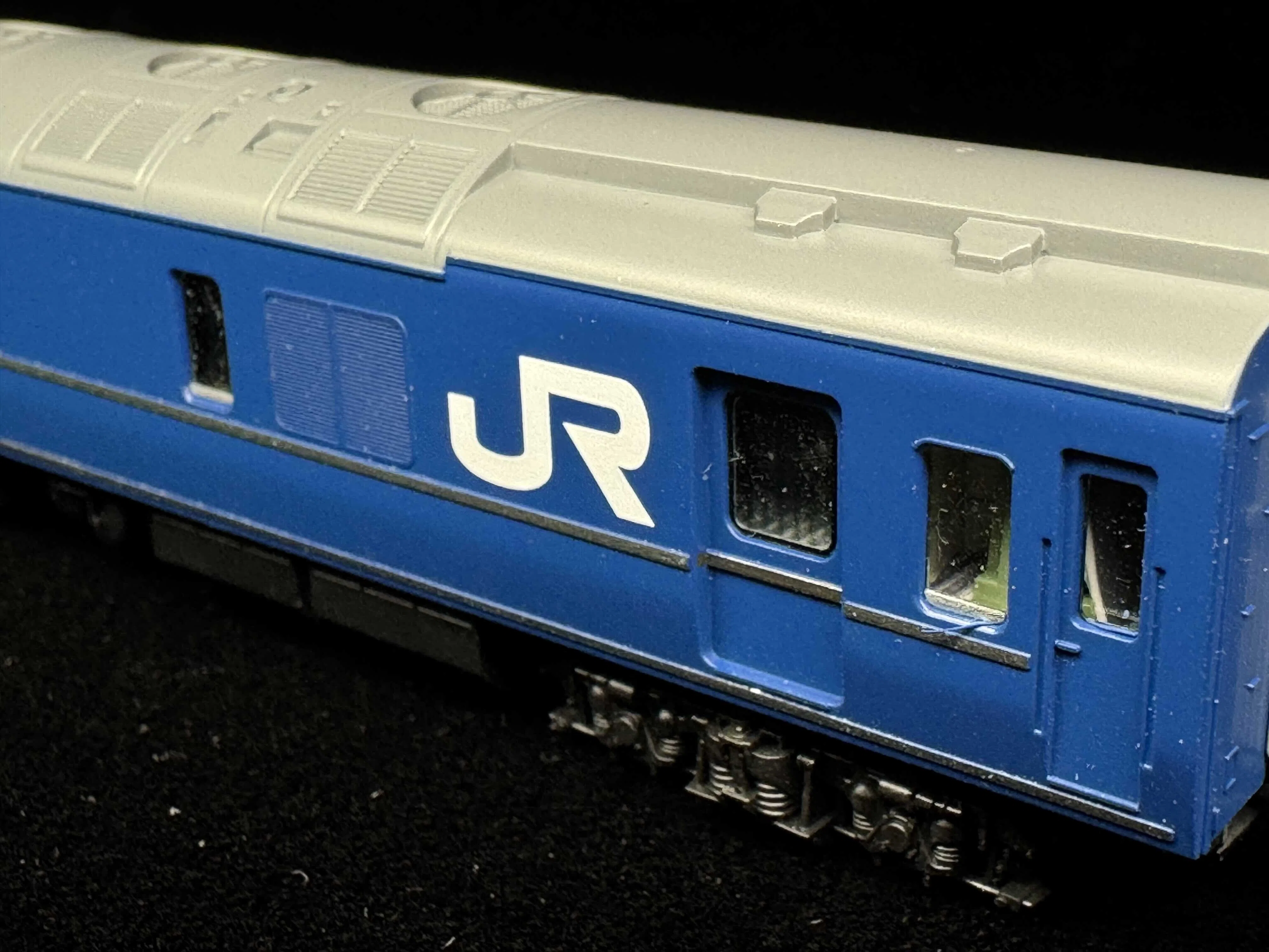 国鉄　JR九州　 カニ24 15 車両形式板 鉄道部品 3050C 電源車「カニ24-0」カーテンパーツ取付説明書｜こもももももも