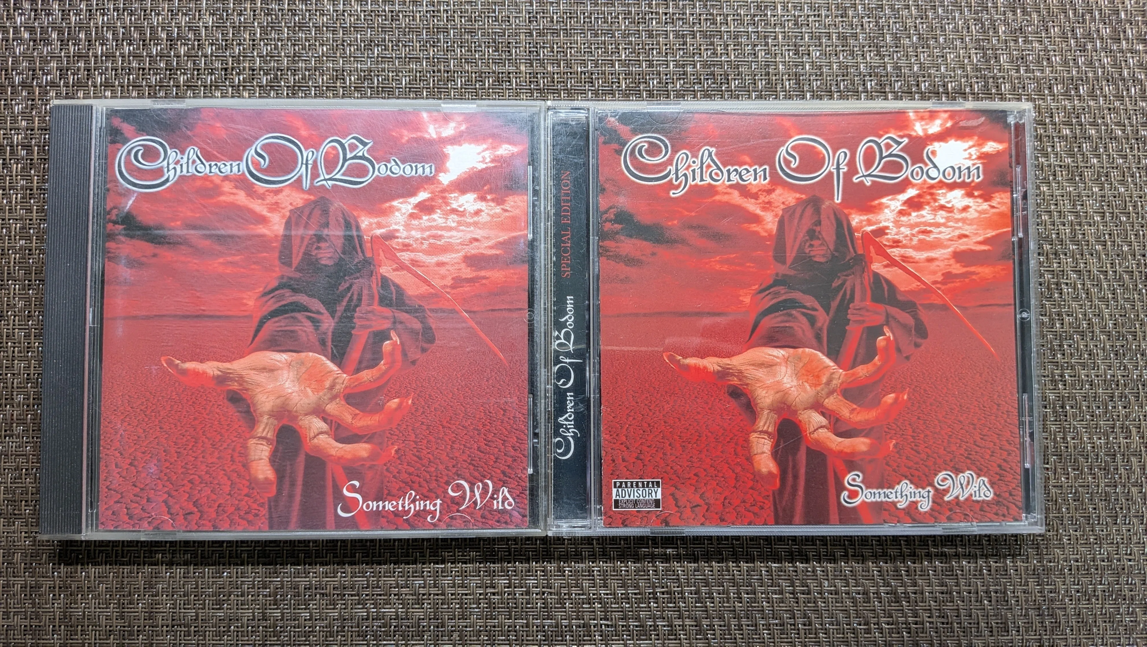 CHILDREN OF BODOM（チルドレンオブボドム）二枚の
