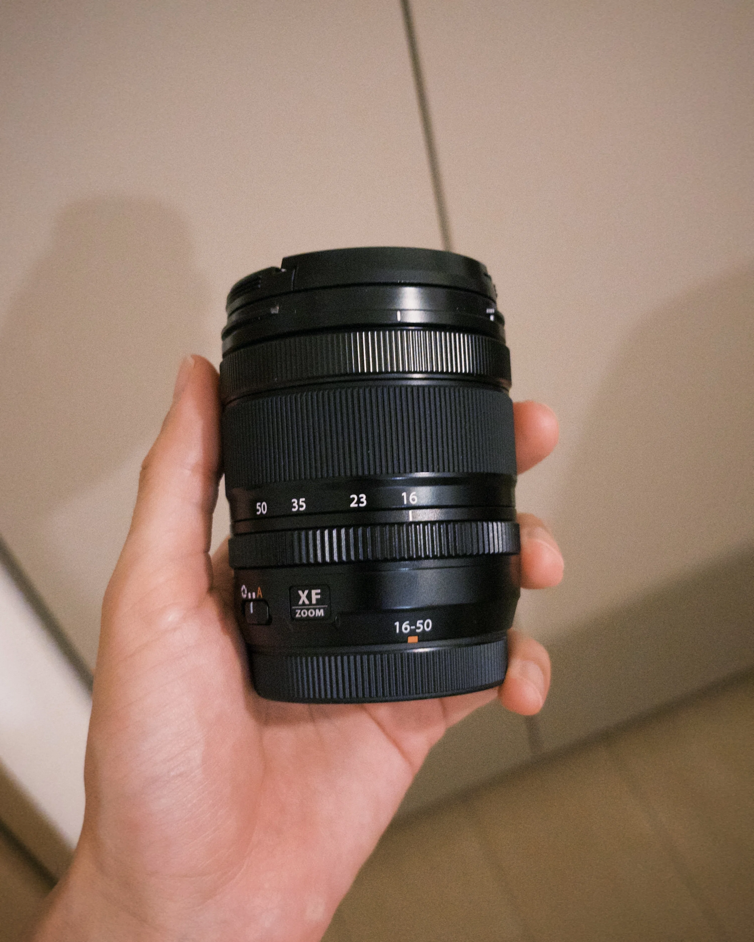 ズームレンズ 黒色 ヘビロテしているFUJIFILM4本のレンズ | 僕とカメラ｜鈴木ユートピア