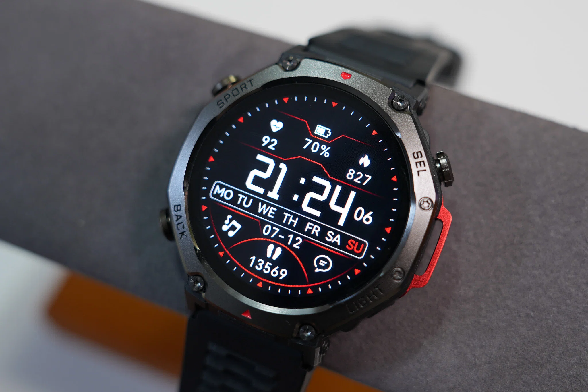 レビュー品】GPS＆LEDライト搭載の高コスパモデル！「Powerun P50