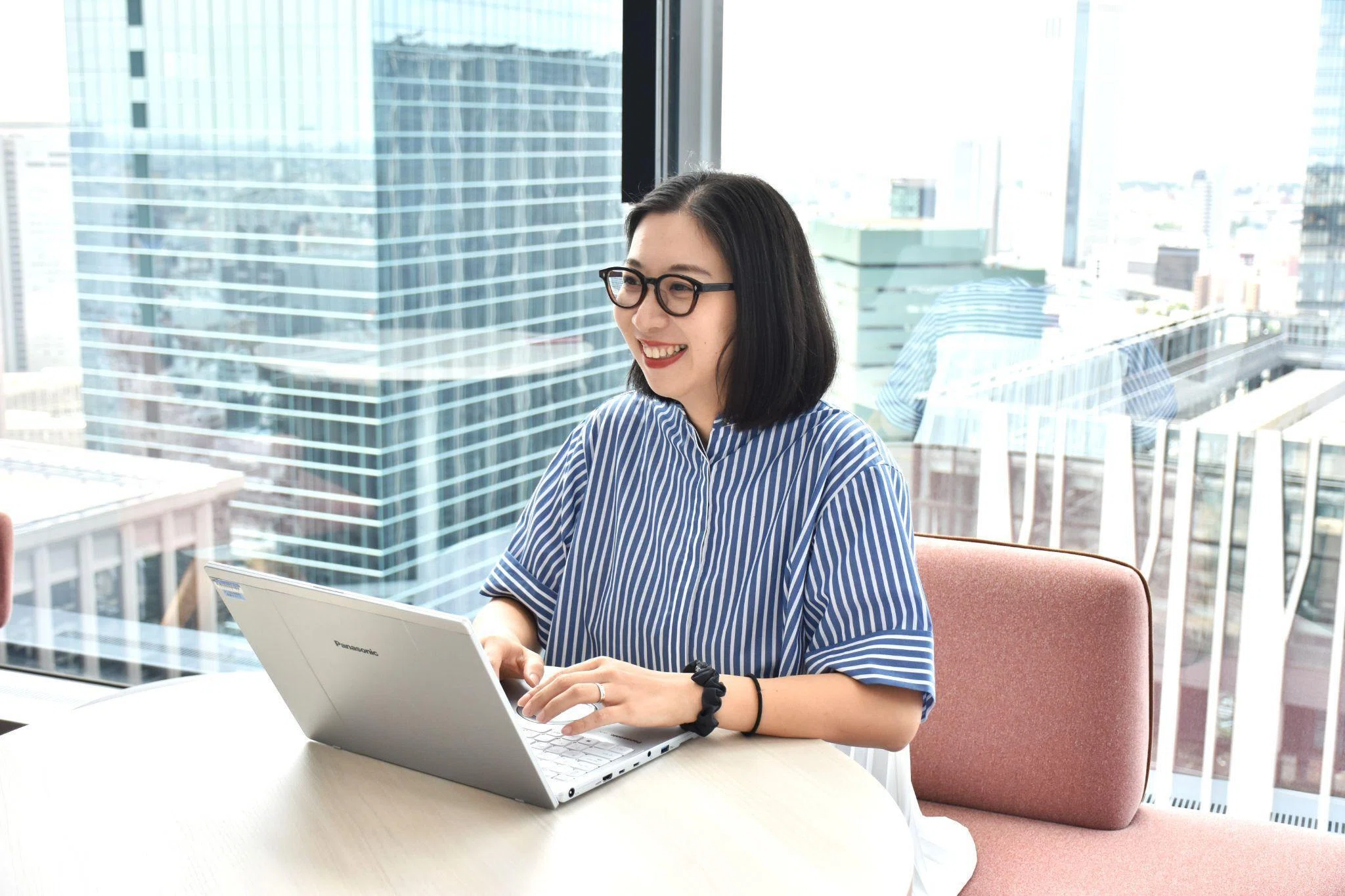30代・異業種からの挑戦。「未経験の壁」を越えられたのは、互いの得意