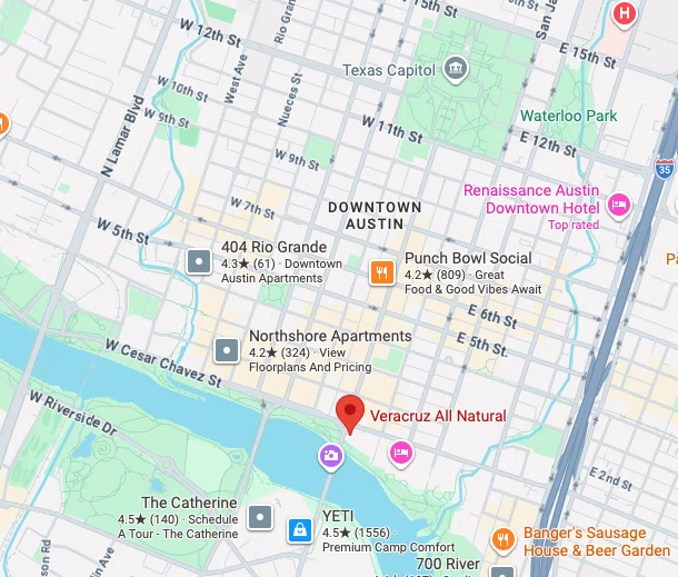 ダウンタウンの店舗(住所 111 E Cesar Chavez St, Austin, TX 78701)