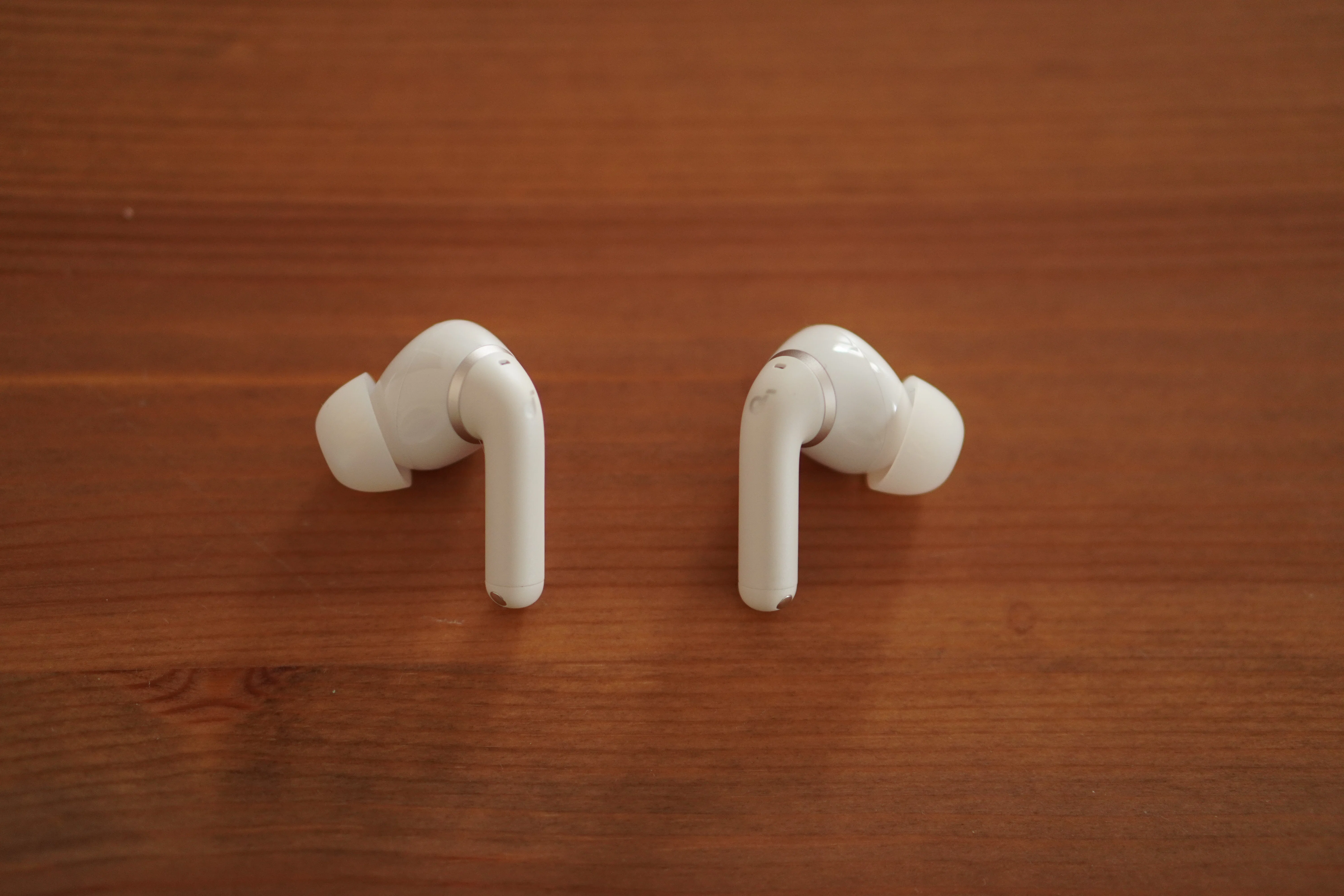 新品未使用】Soundcore P42i ホワイト Soundcore P42i | 完全