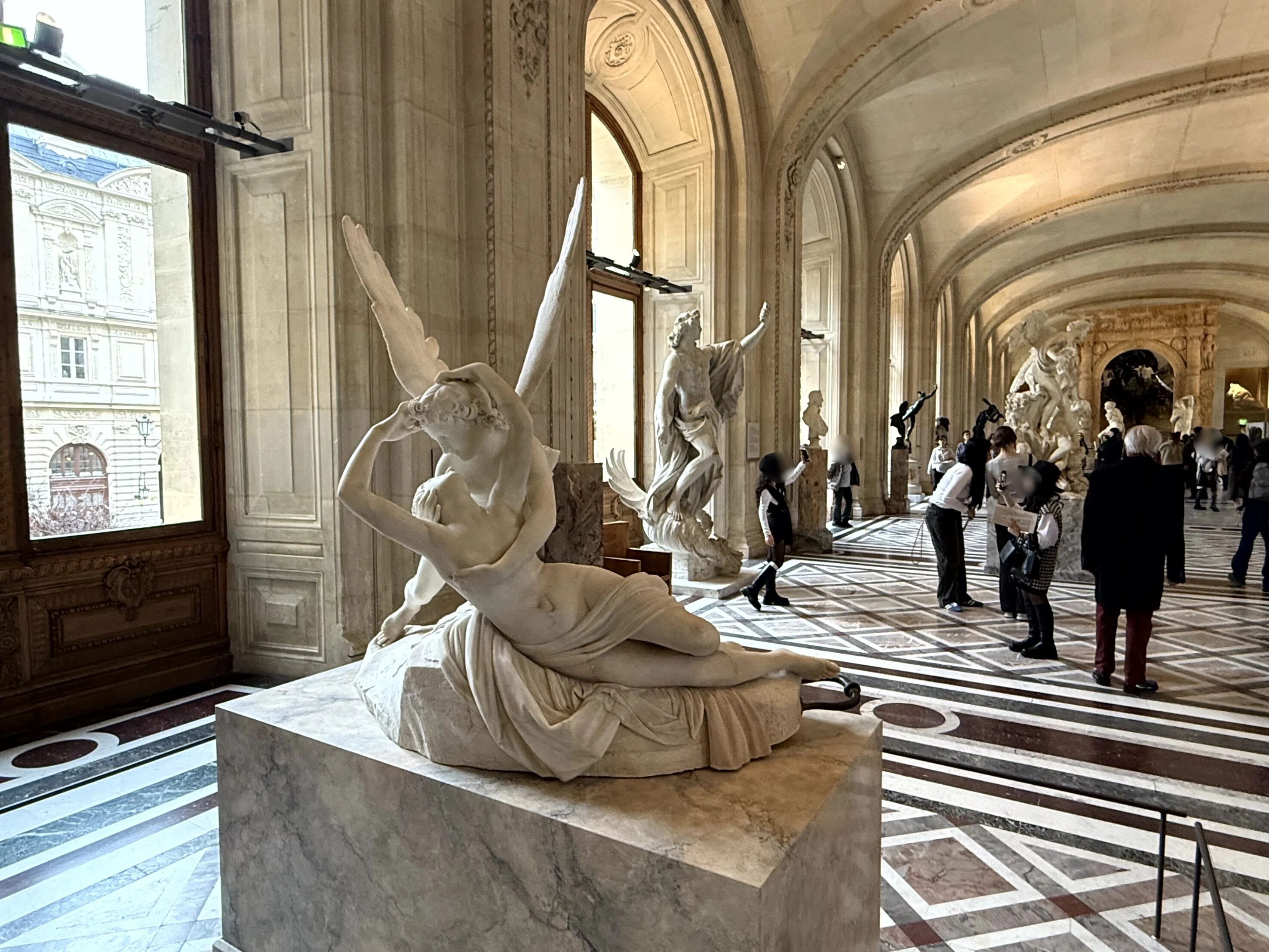 2025年12月 フランス・ドイツ訪問記【6日目】ルーヴル美術館館内 世界