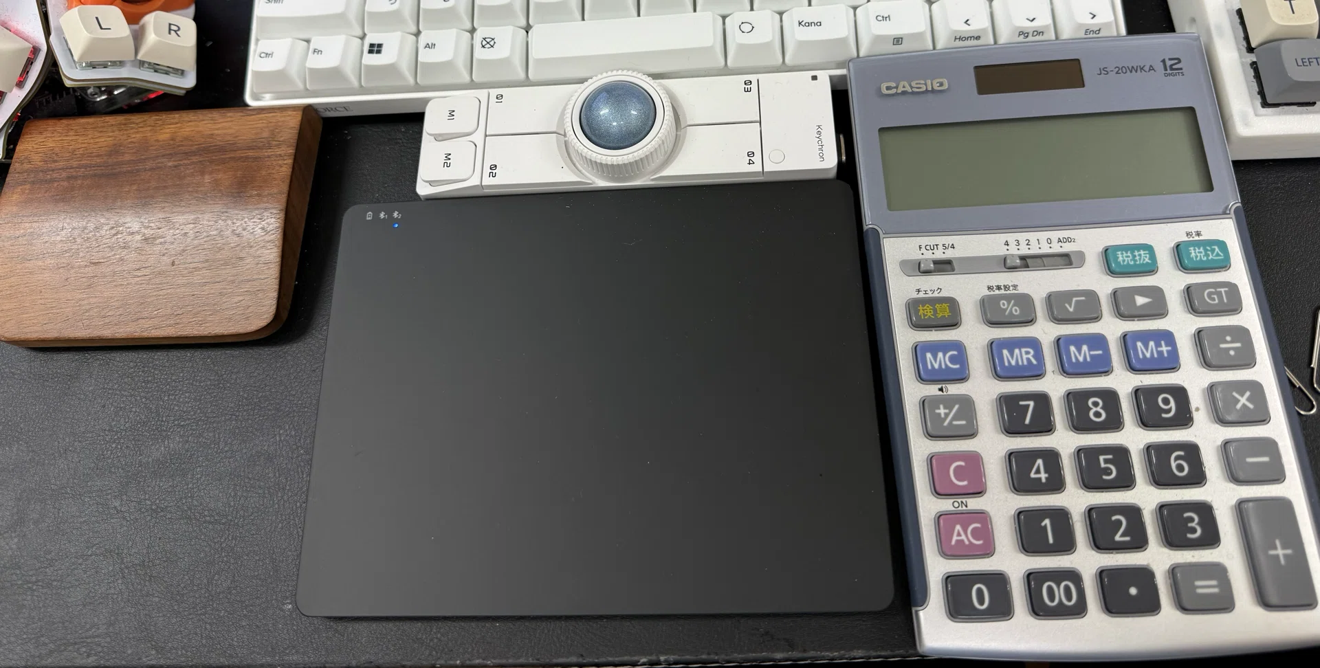 5カ月待ったAmazonベーシックのトラックパッドを実際に使ってみた
