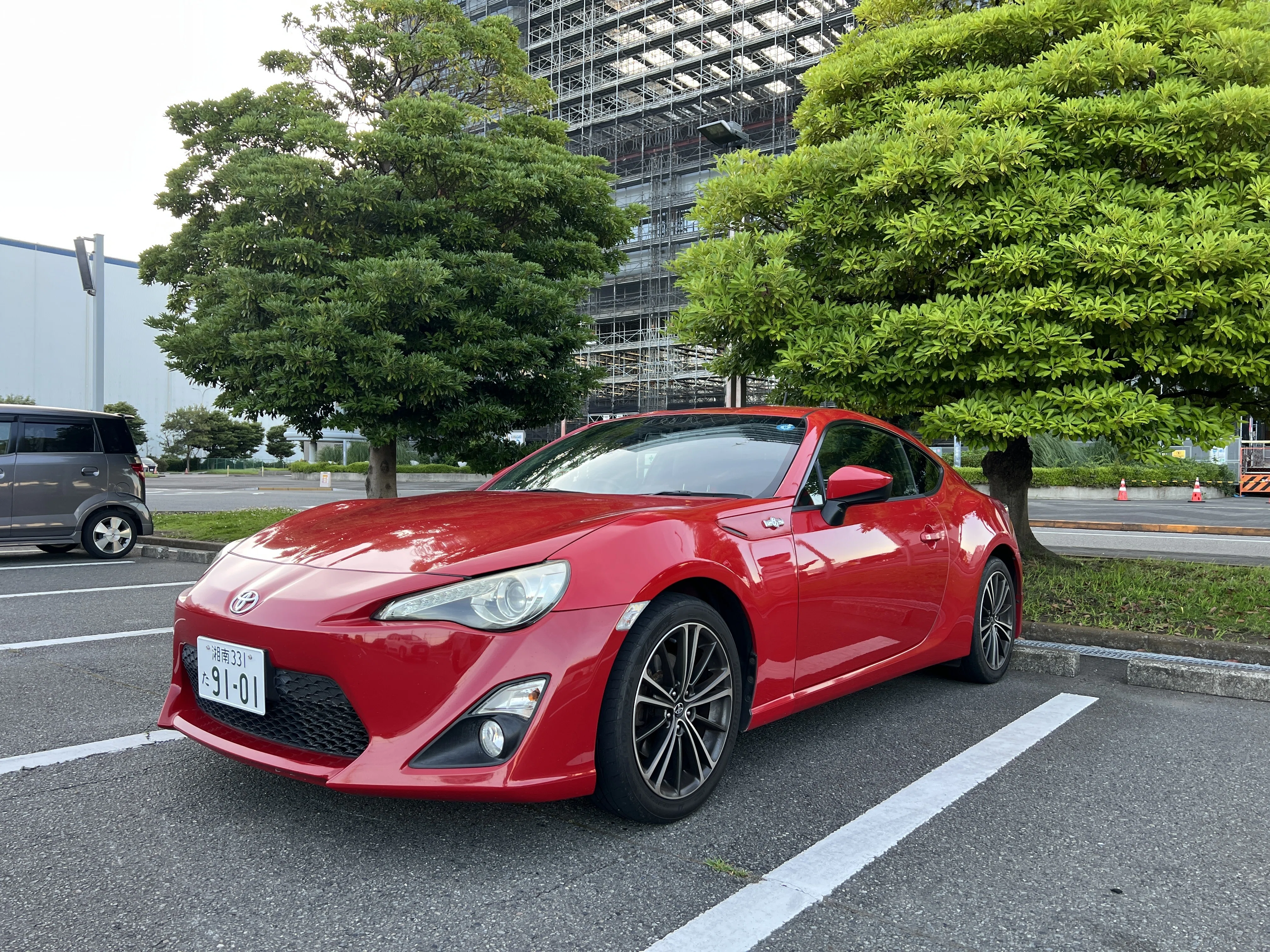 86(ZN6)GT Limited の純正スポイラーの取り外しと穴埋め｜sora