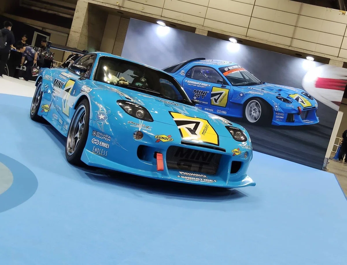 MINI GT 1/64 Mazda RX-7 RE-Amemiya 2025 D1GP｜岡田衛