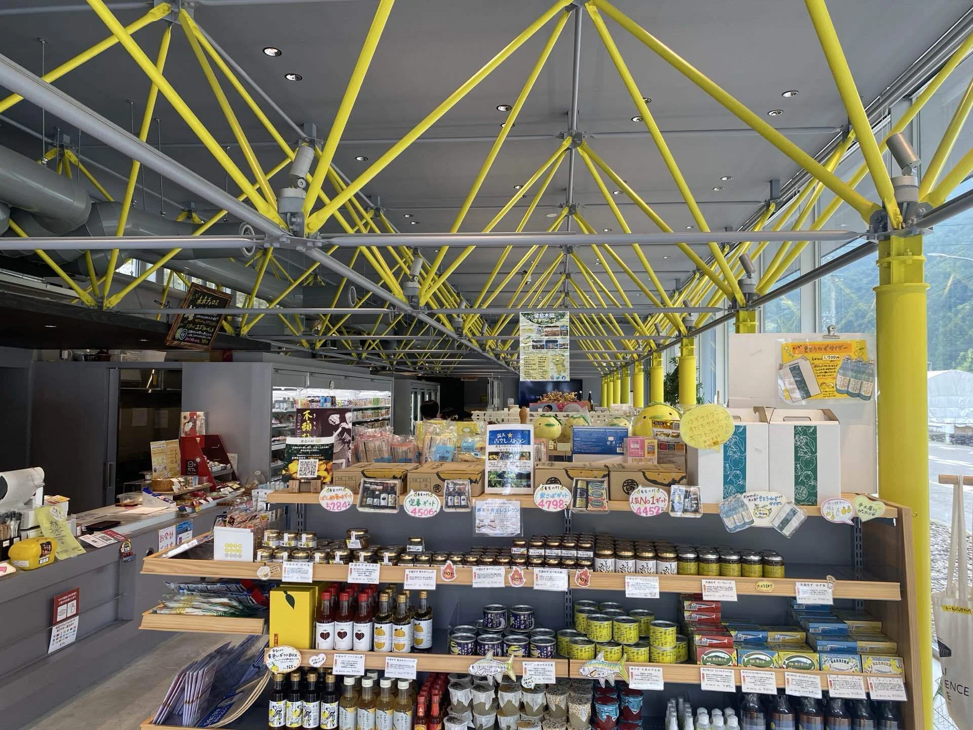 コンビニが、世界一美しくなった理由7/28#422｜masa gooddesign