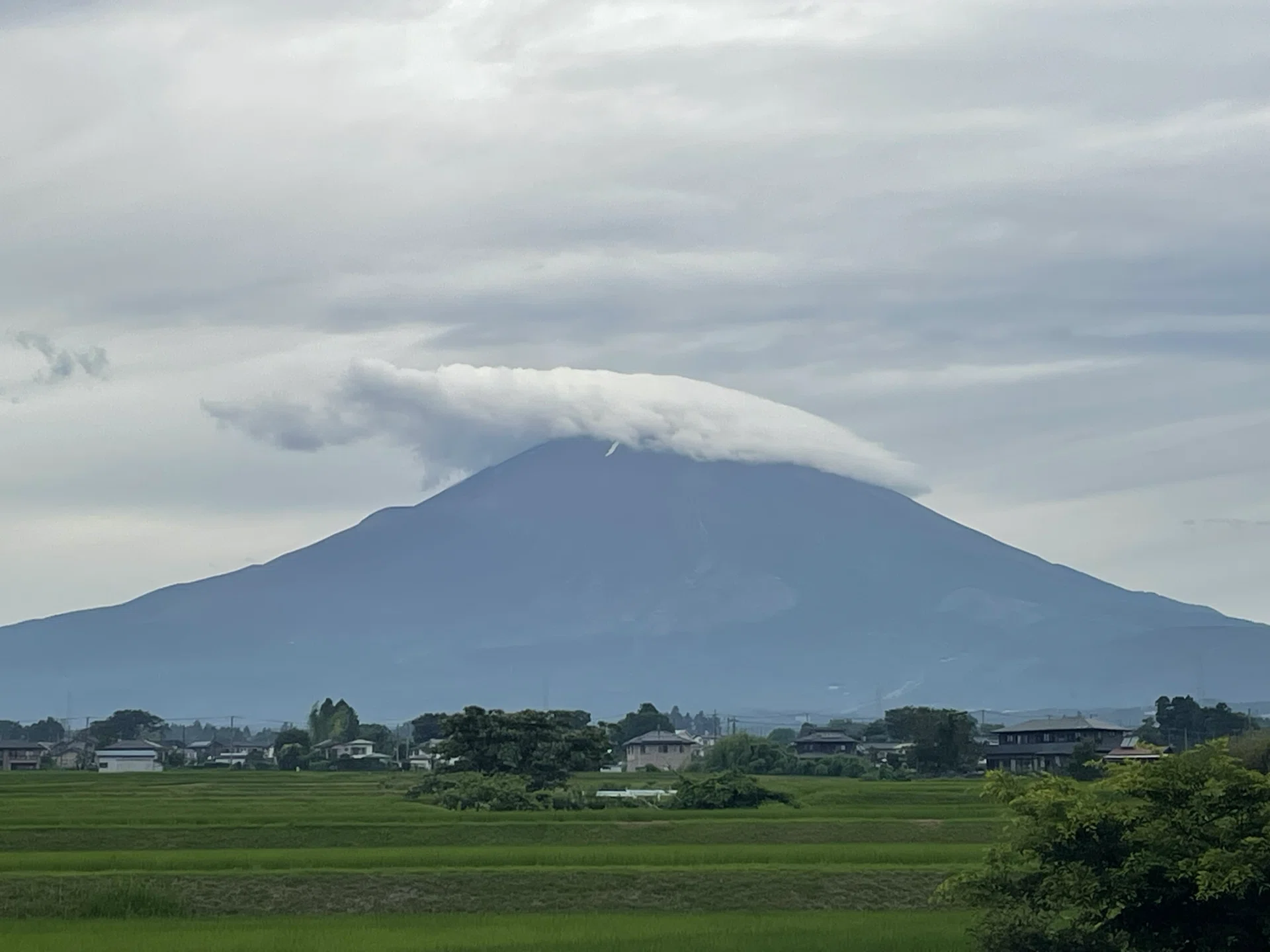 2026年7月の富士山｜一香堂