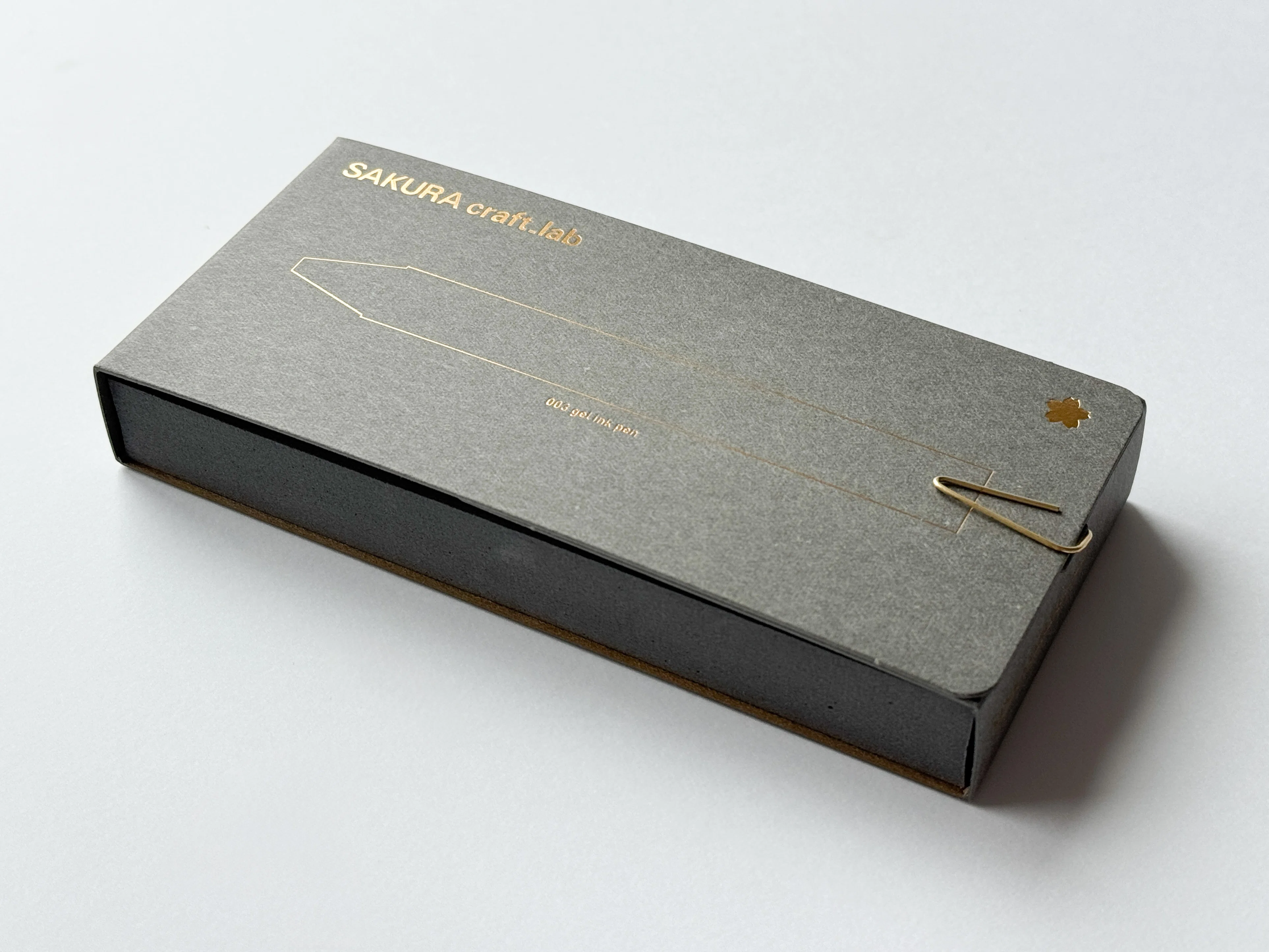 ULTIMATE STATIONERY REVIEW】#005 【究極の重量級ボールペン…とも
