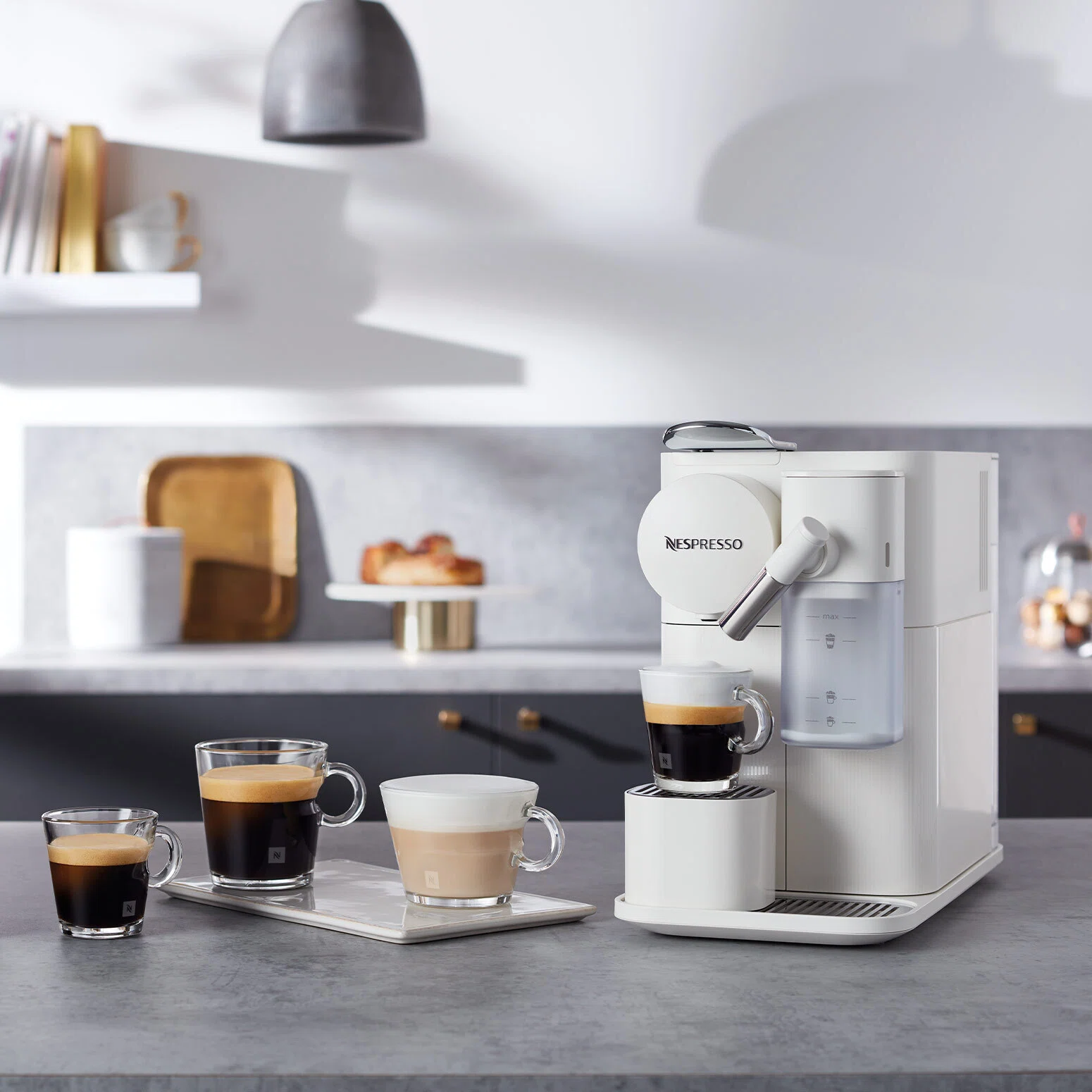 家で本格ラテを飲んで、洗い物はゼロ。コーヒーメーカーの正解はこれに