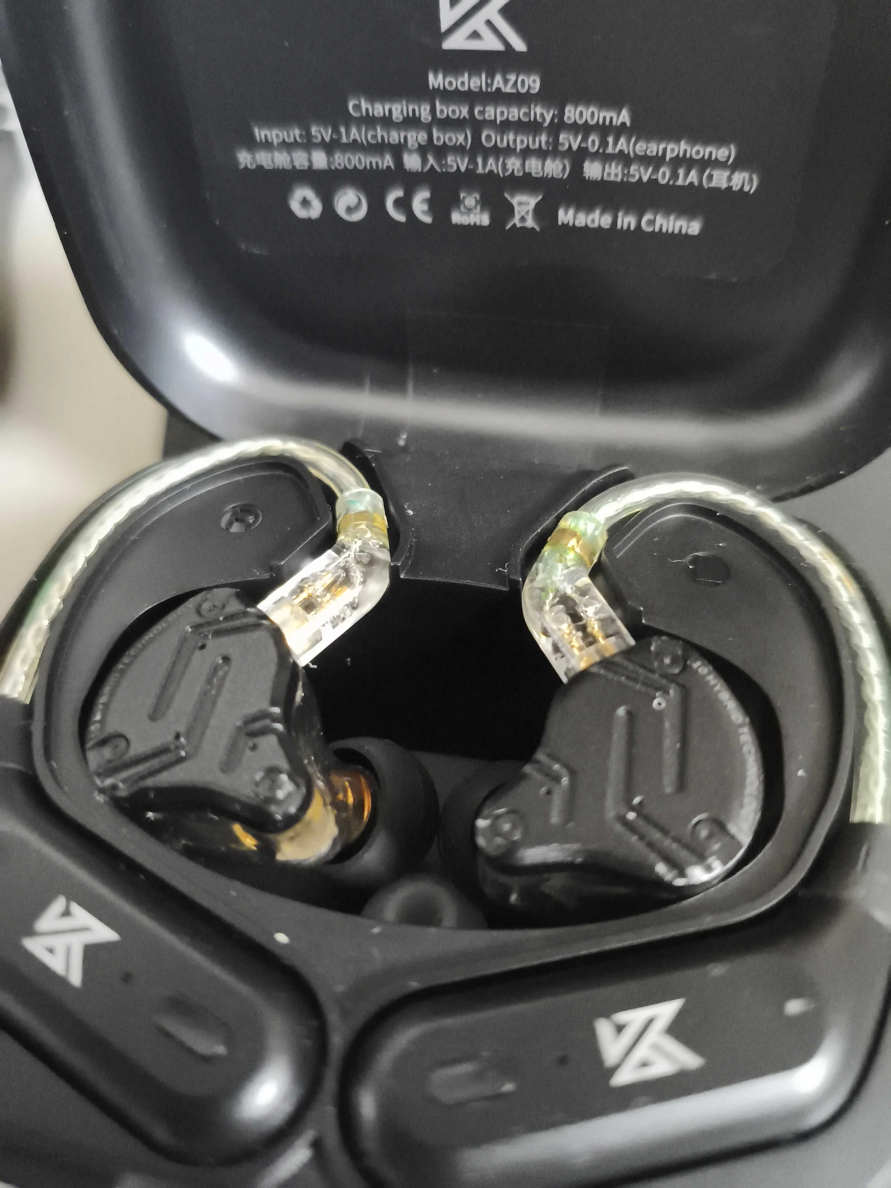 KZのBluetoothレシーバー、AZ09の右側だけ聞こえなくなった話と復旧