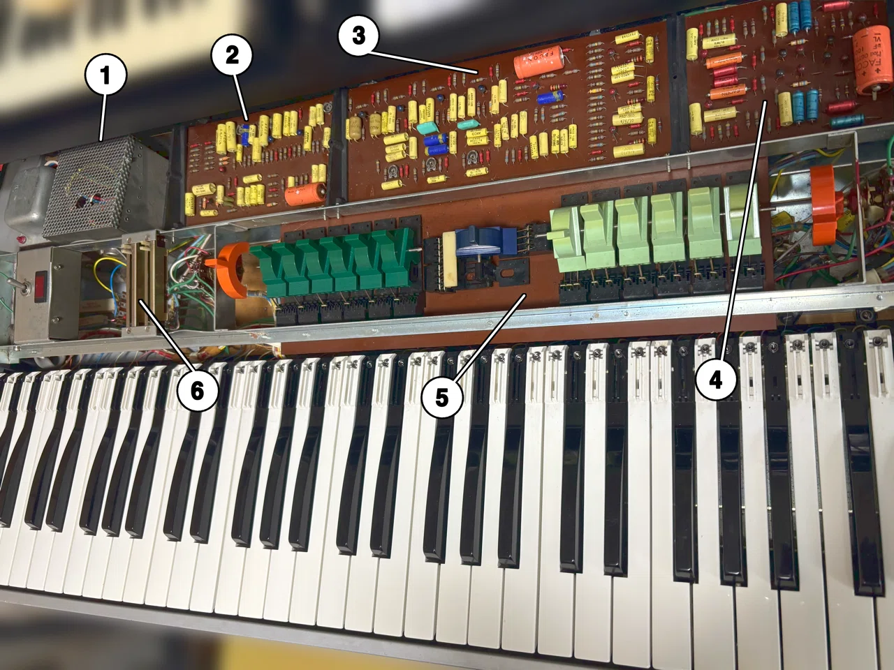 Farfisa Professional Piano Repair Memo｜ねこさぶろー
