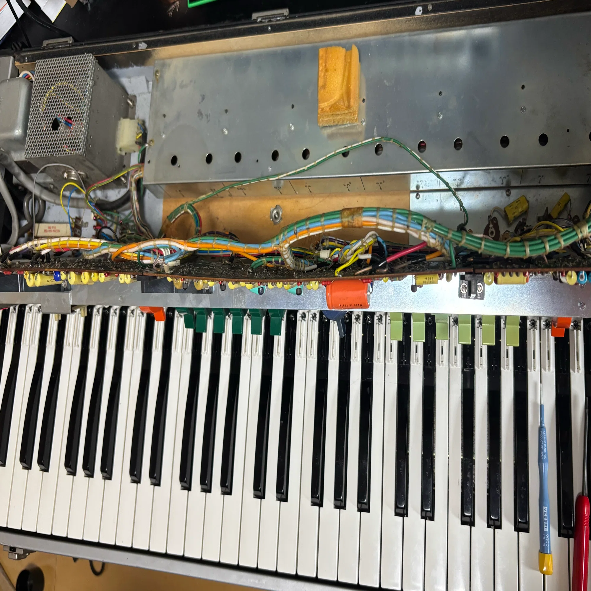 Farfisa Professional Piano Repair Memo｜ねこさぶろー