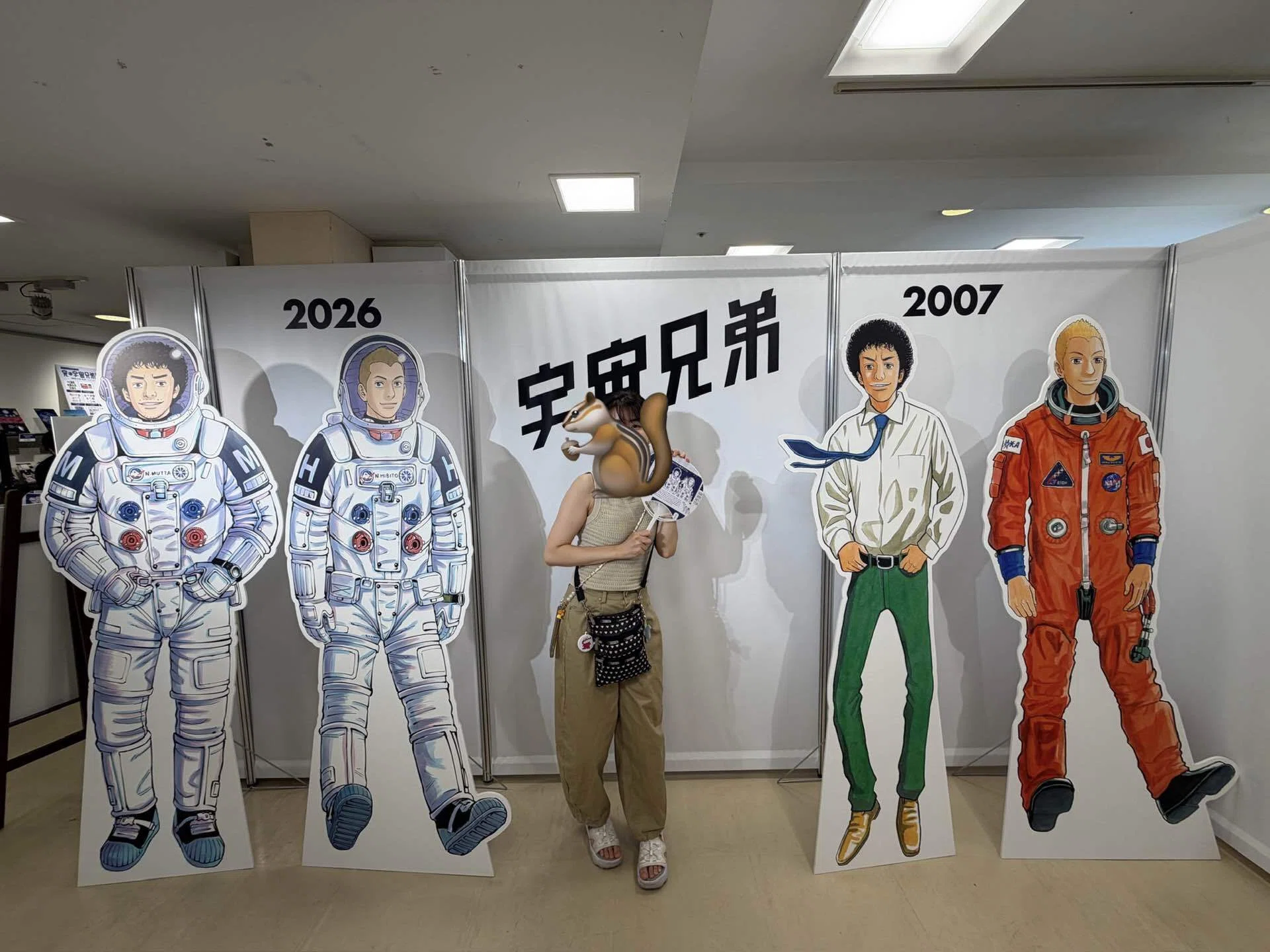 完・宇宙兄弟展　アクリルスタンド 宇宙兄弟展2026】完結記念展示会を徹底レポ！ファン必見の名シーン展示