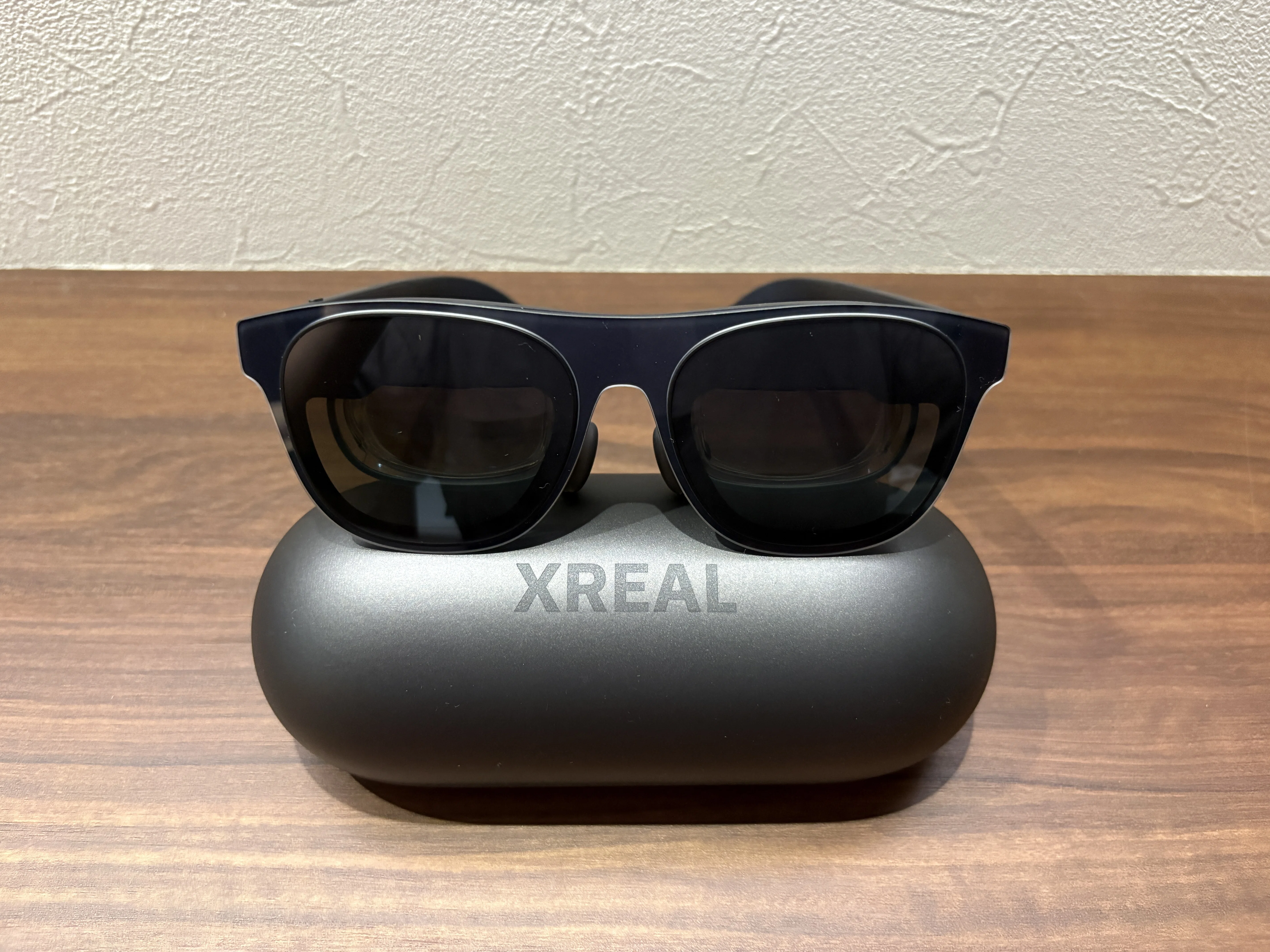 ARグラス】6DoF対応でゲームやパソコン作業が捗るXREAL 1S + XREAL Eye