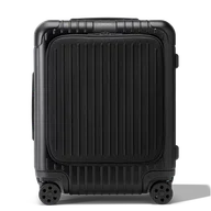 リモワ「Classic キャビン S」シルバー、2～3日の旅に選ぶレザー