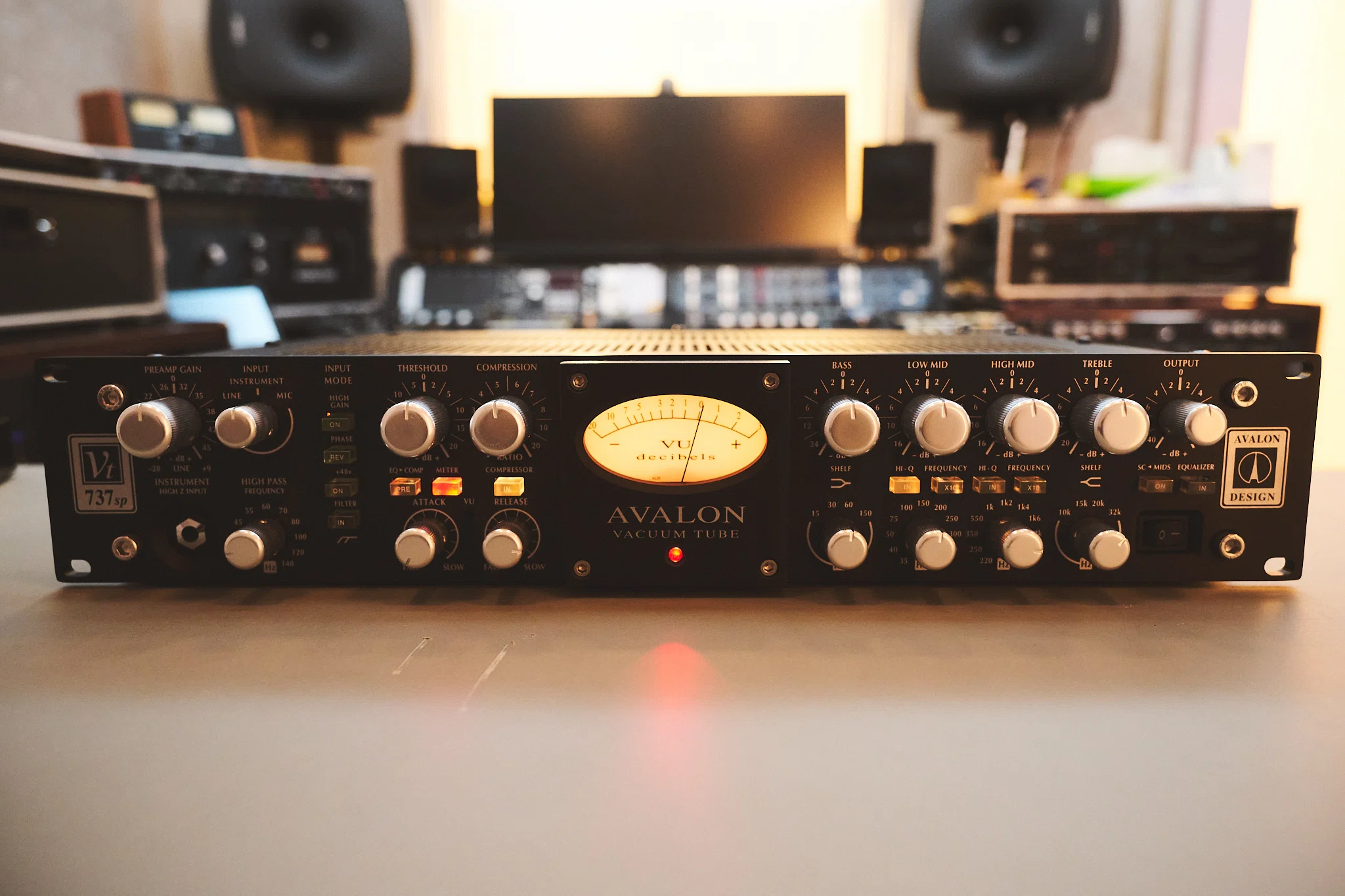 AVALON DESIGN / Vt-737sp スタジオ新着機材のお知らせ。｜LAM Studio