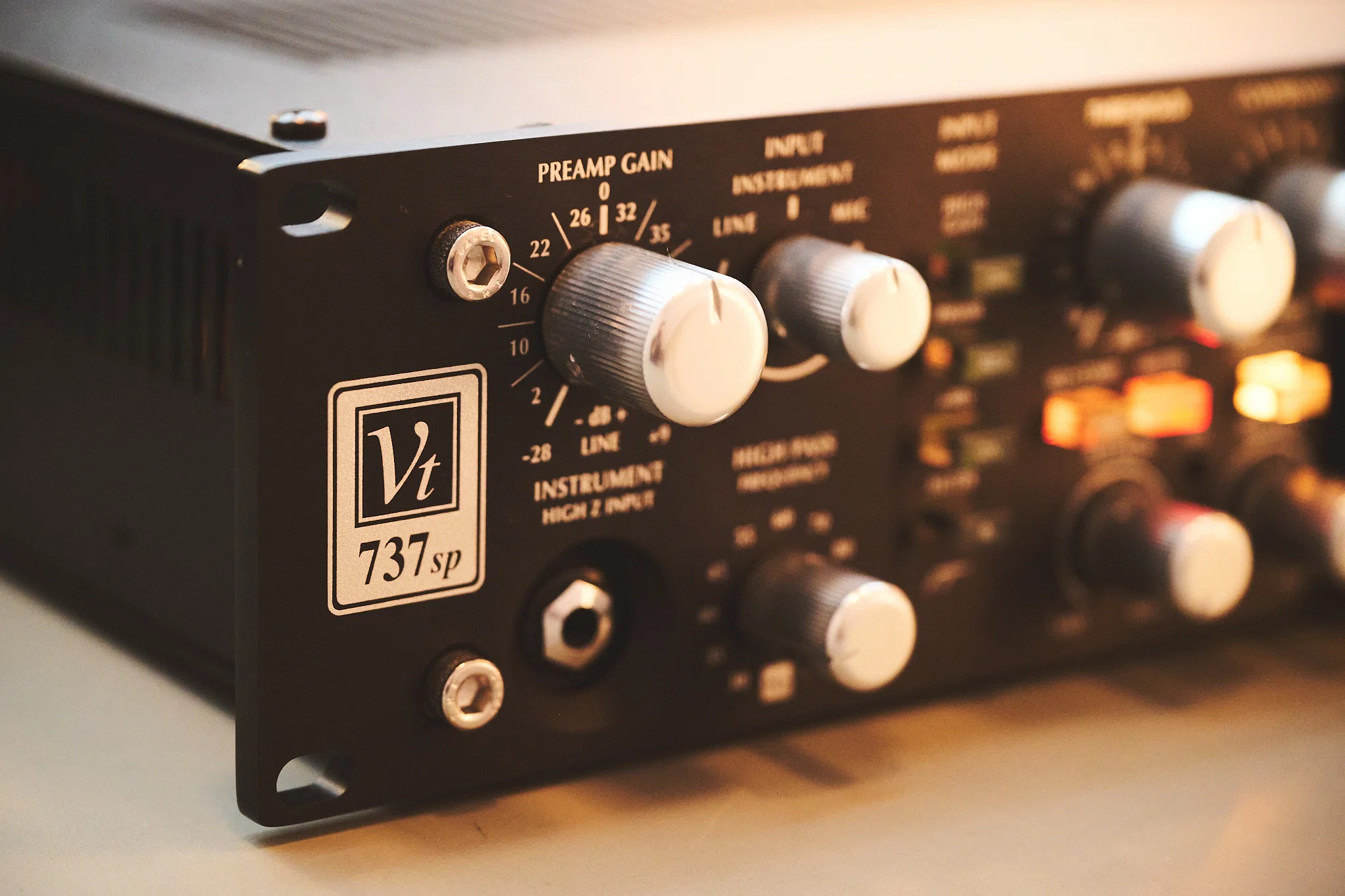 AVALON DESIGN / Vt-737sp スタジオ新着機材のお知らせ。｜LAM Studio