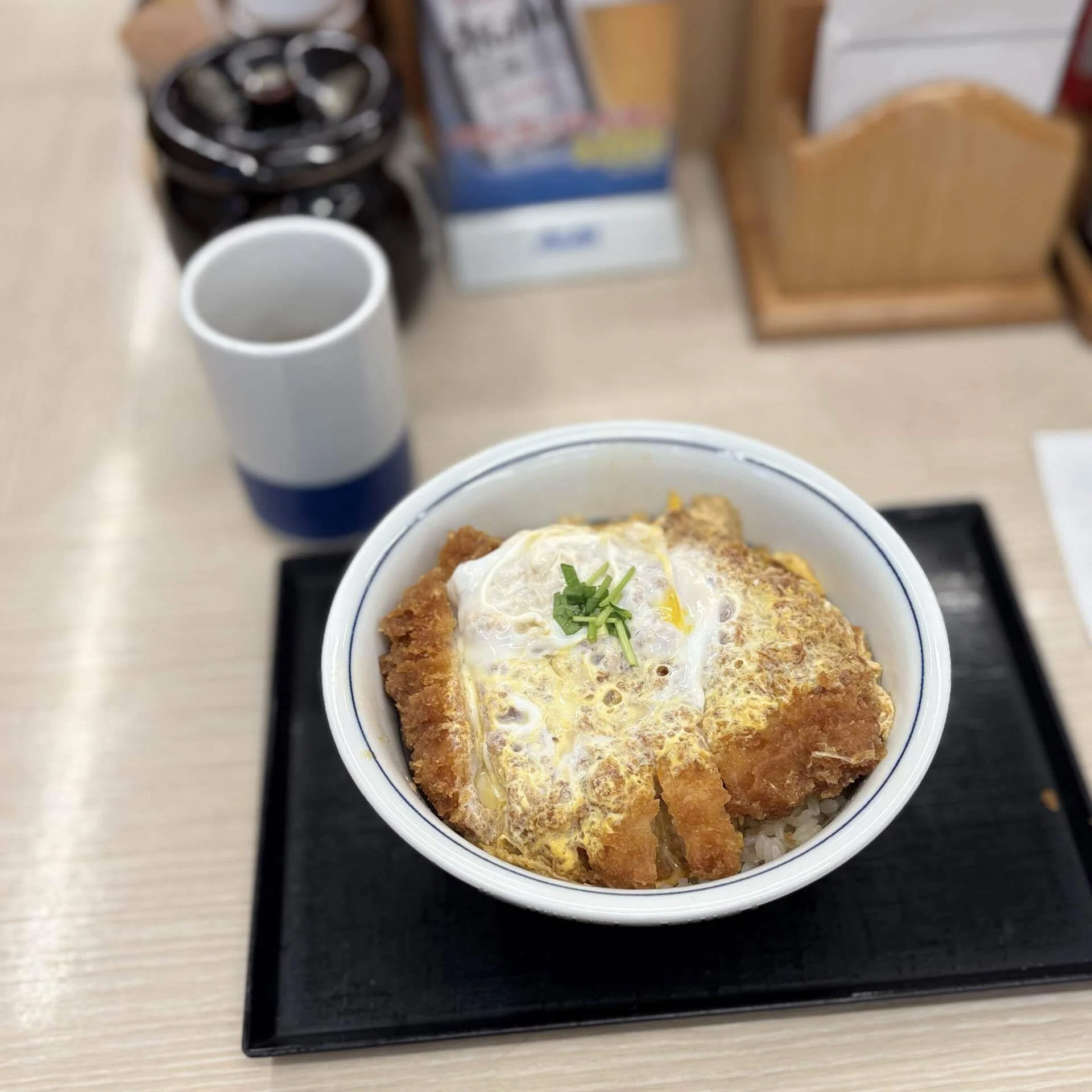 174「カツ丼(竹)」【博打打ちアマジの朝食】｜アマジ・スタイルズ