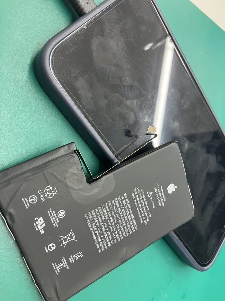iPhone 12 Pro Max】最大容量74%・「サービス」表示も解決！データ