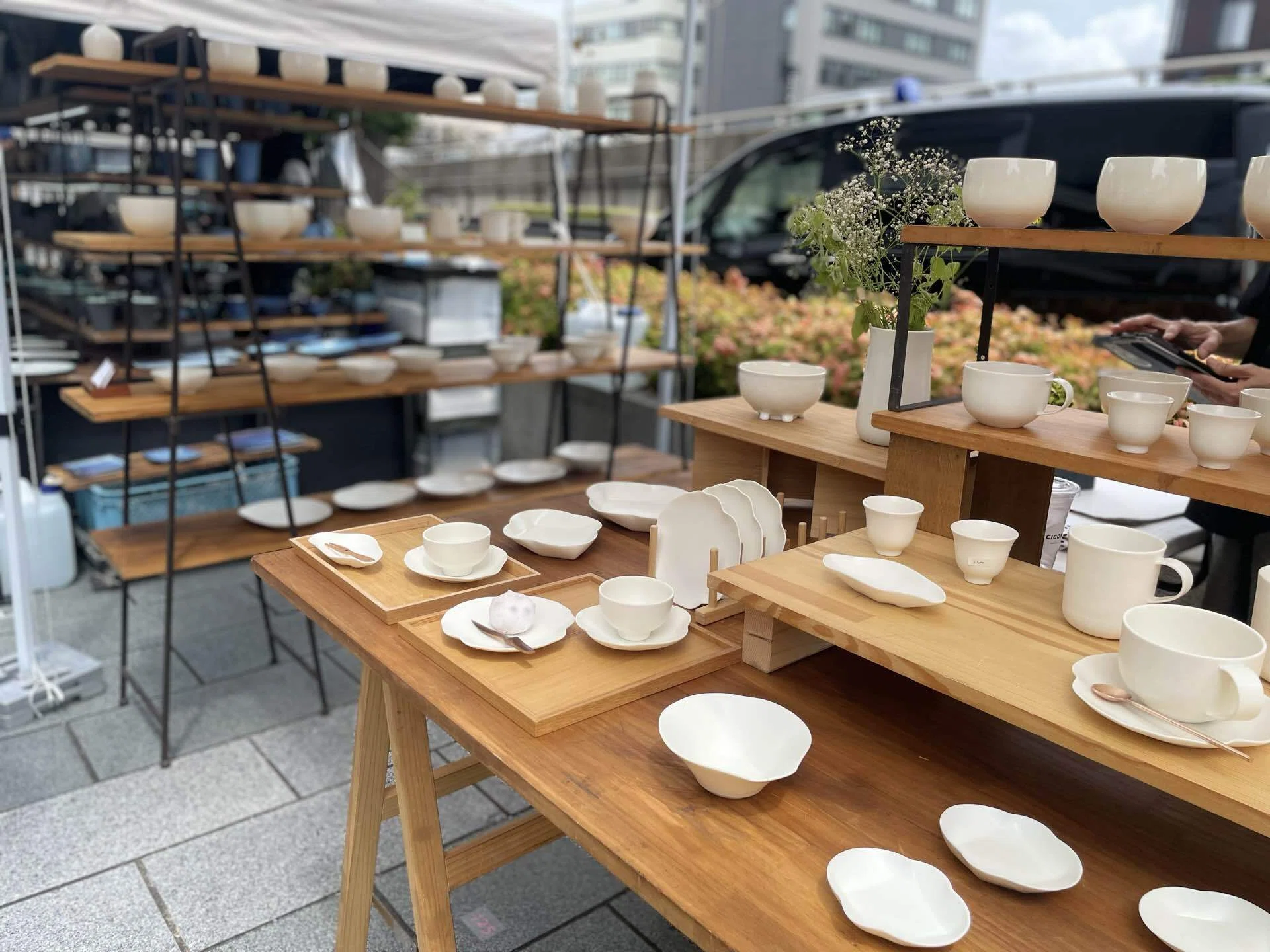 掘り出し物の陶芸品と出会う旅｜五条若宮陶器祭（京都）｜芝田真一