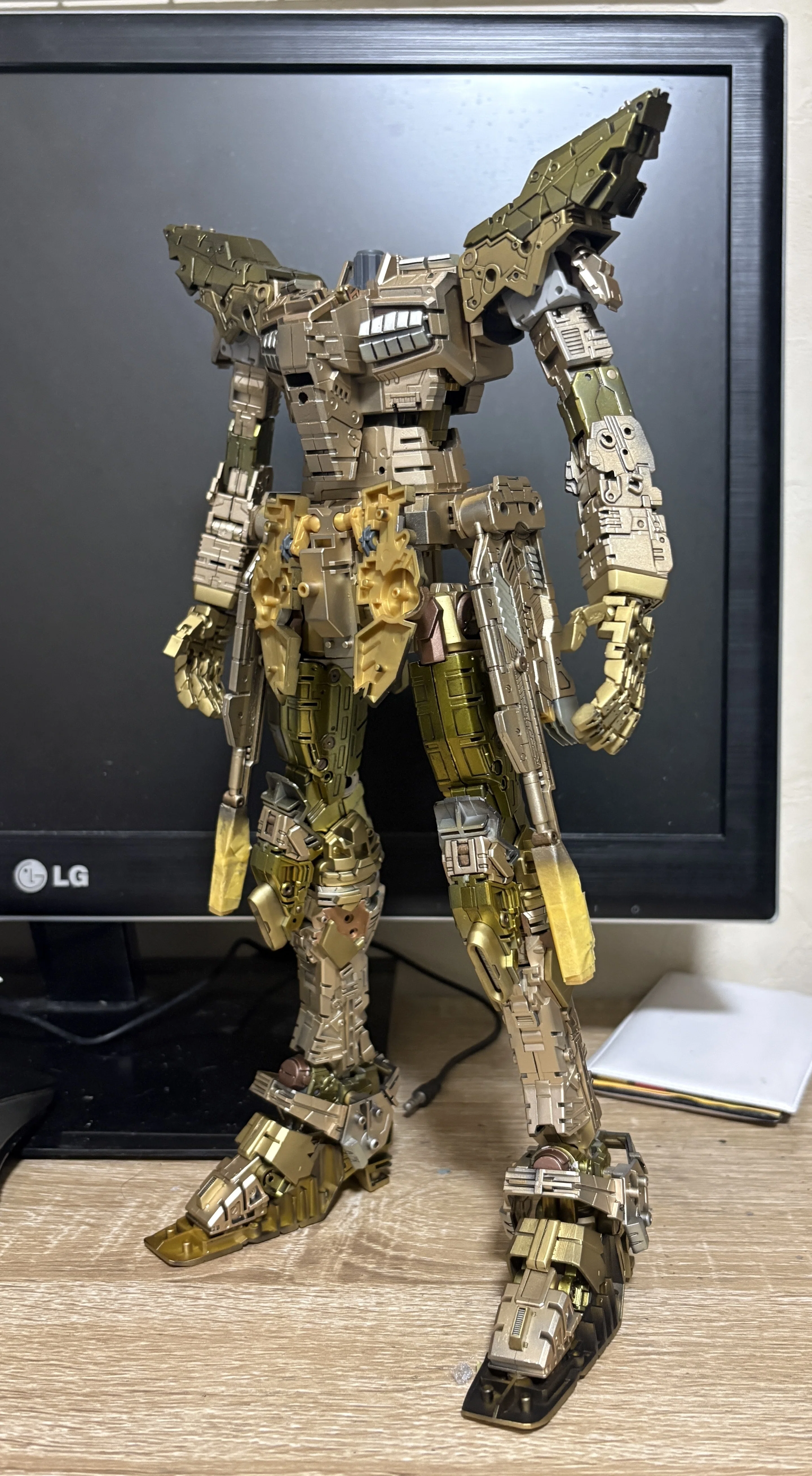 制作記）PGストライクフリーダム～その7～ 足の改修とフレーム塗装