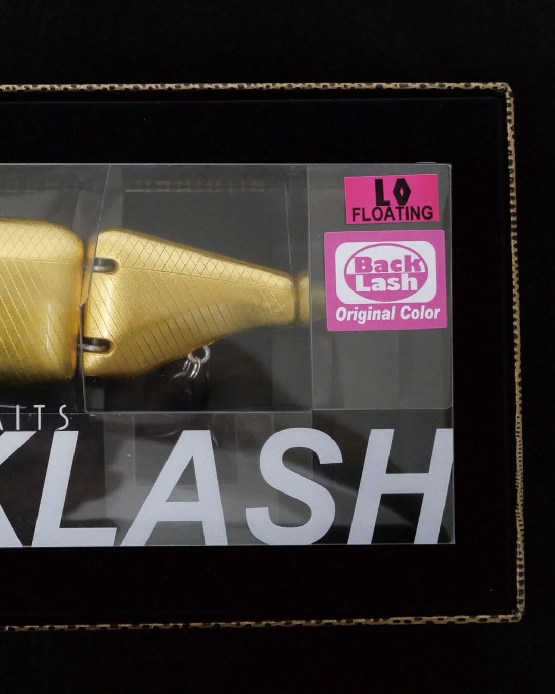 30年の感謝を、本物の金箔に。DRT×BACKLASH「タイニークラッシュ」30
