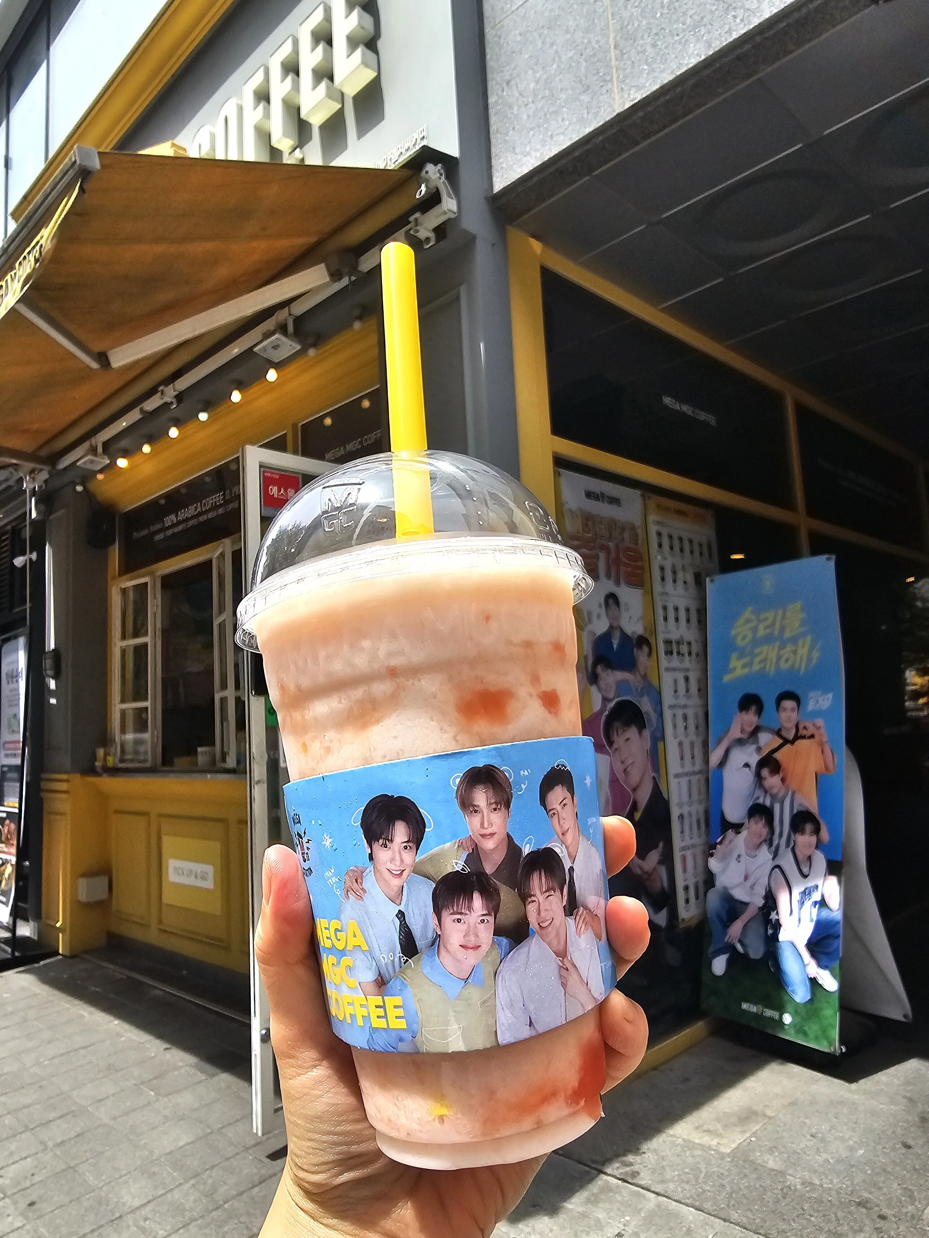 韓国推し活レポ】メガコーヒー×EXO☕️限定トレカがもらえるスタンプ