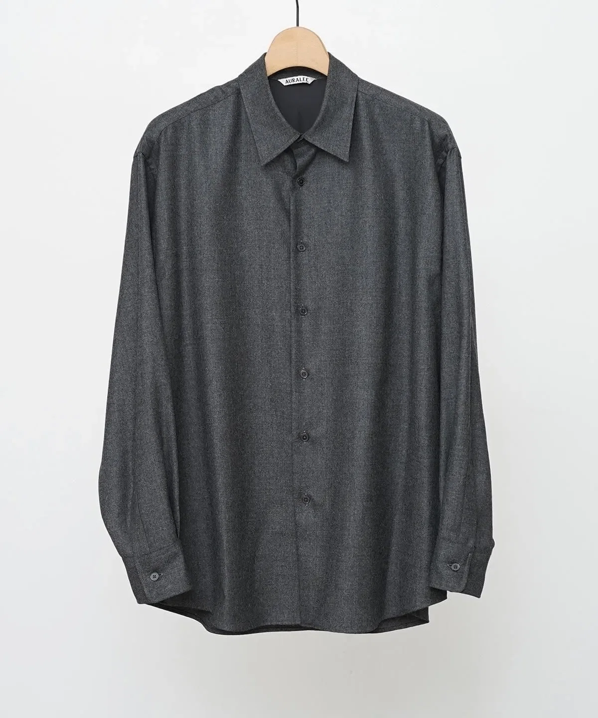 AURALEEらしい軽やかなウールシャツ「SUPER LIGHT WOOL SHIRT」入荷